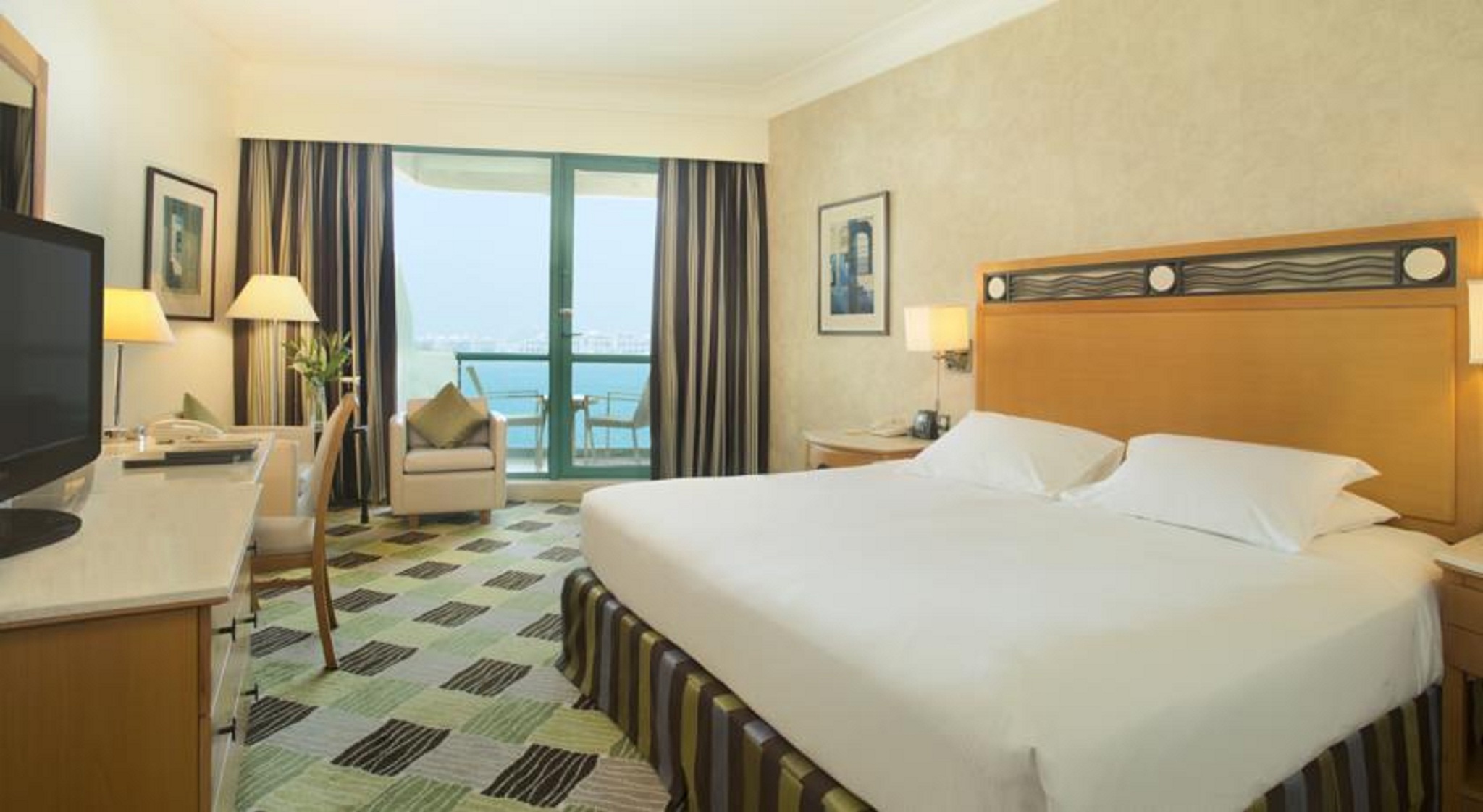 hotel-thumb