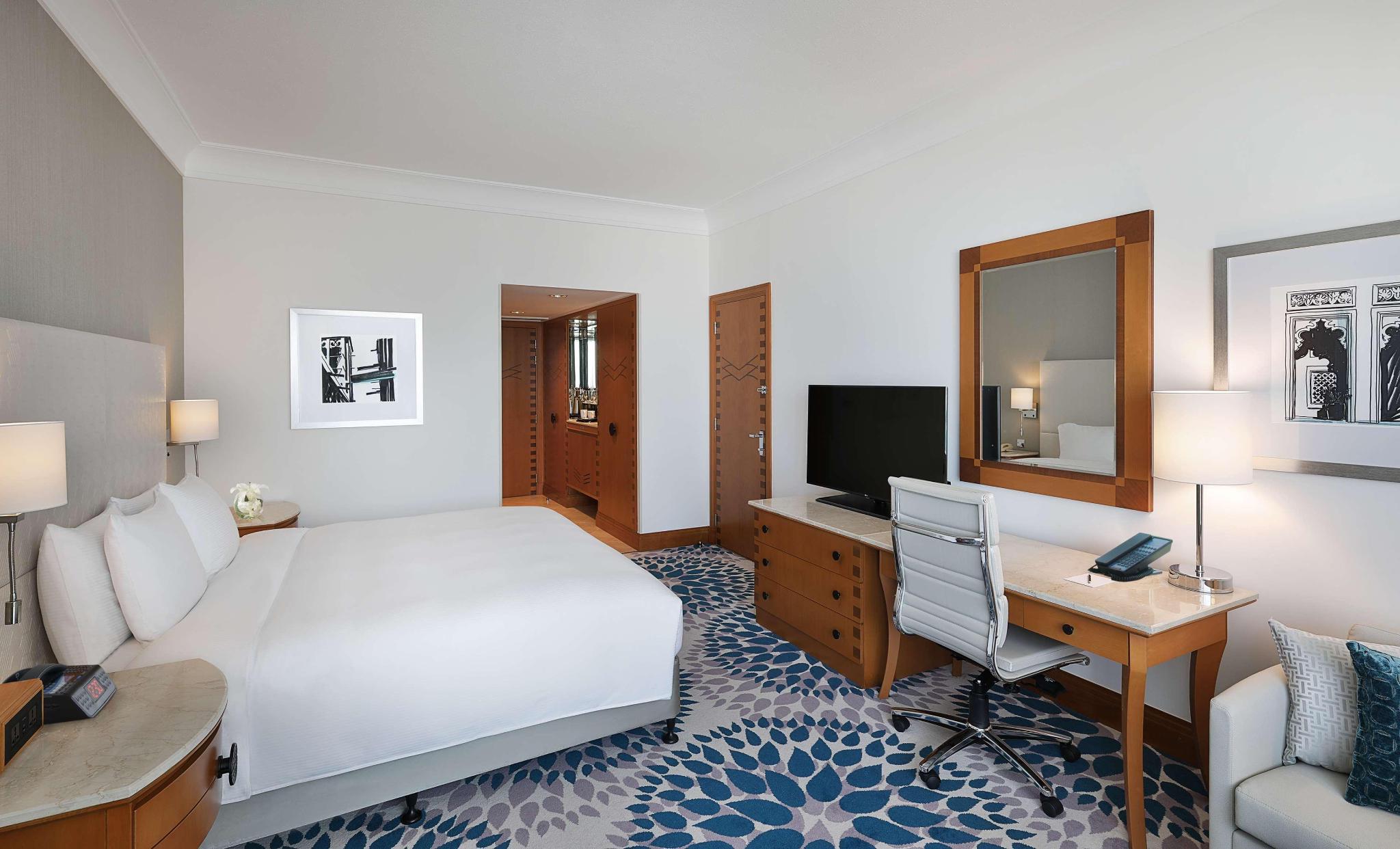 hotel-thumb