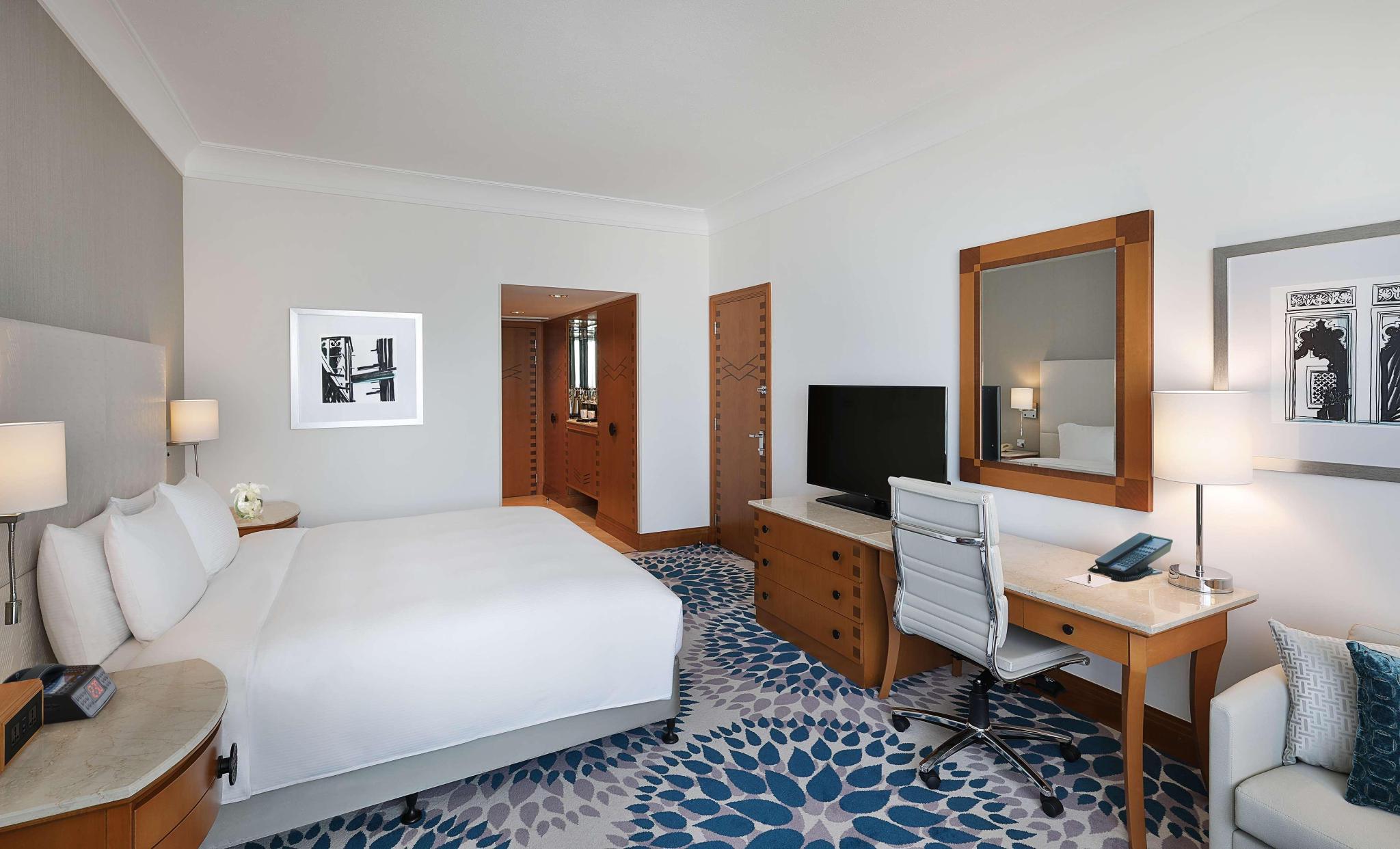 hotel-thumb