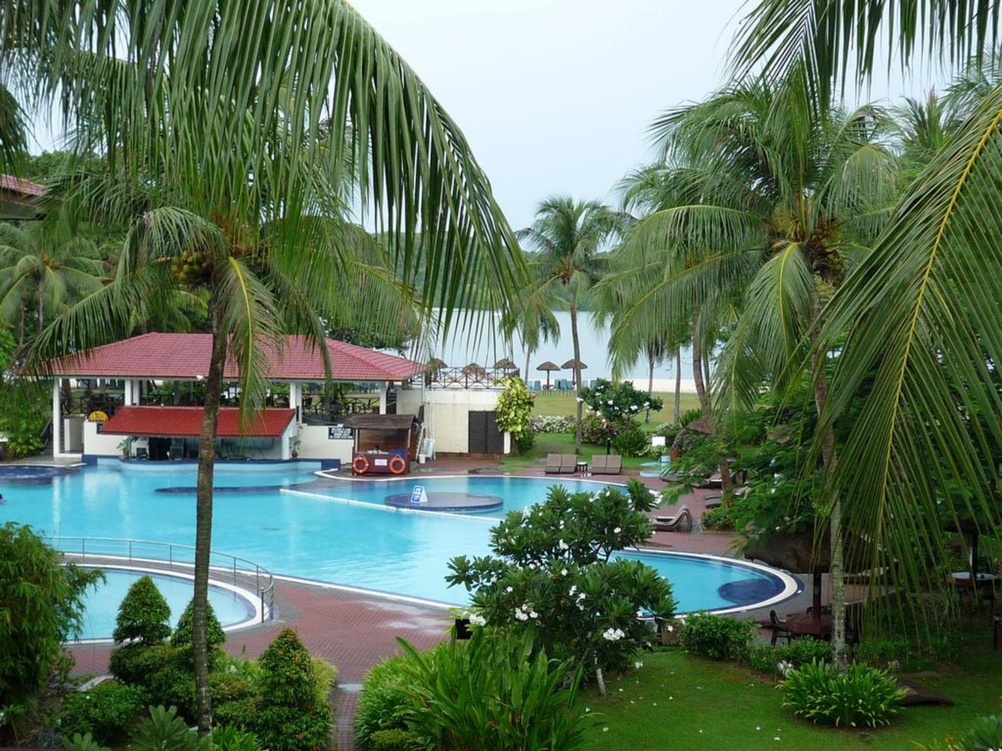 Holiday Villa Beach Resort And Spa Langkawi En Langkawi