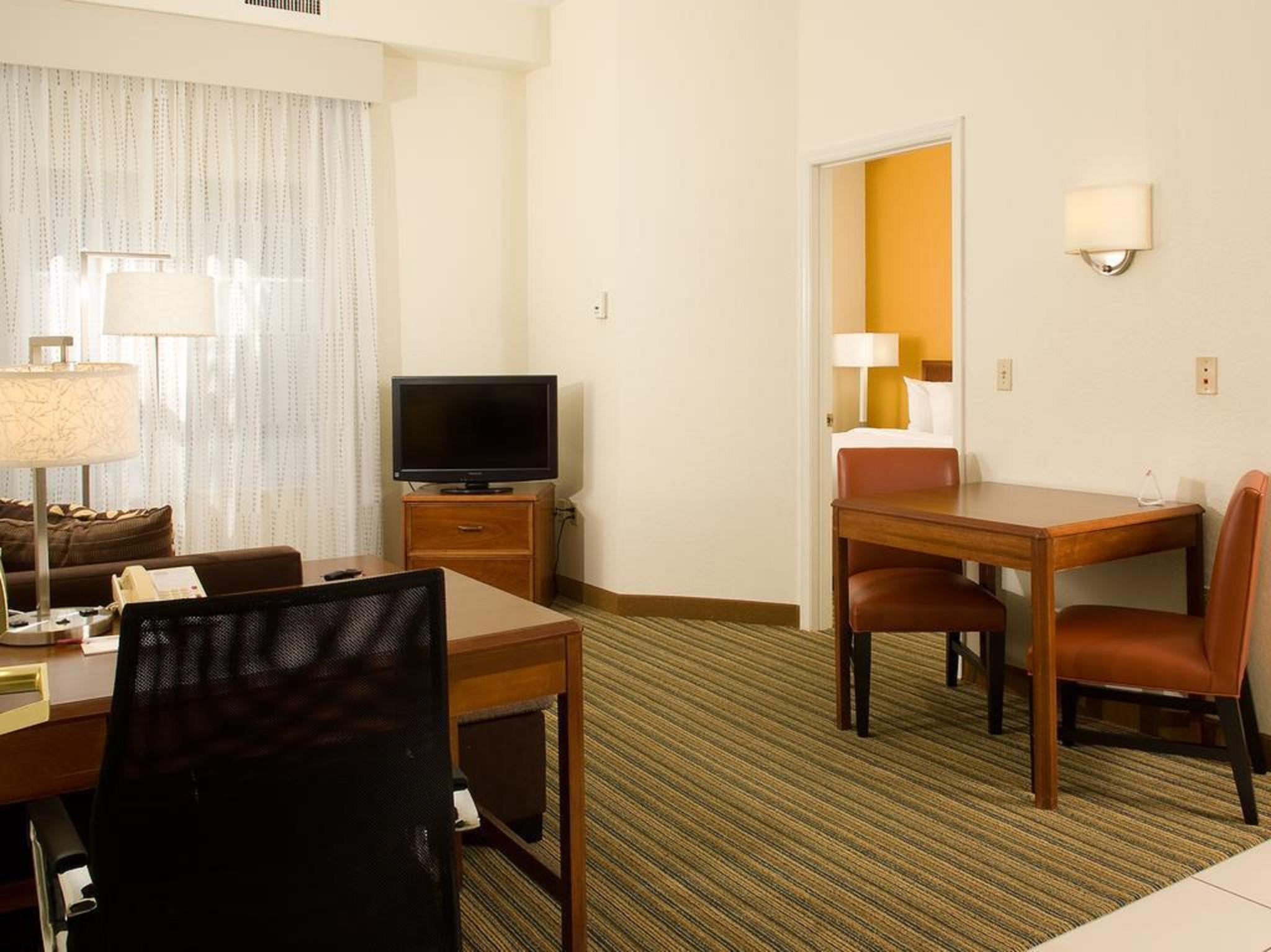 hotel-thumb