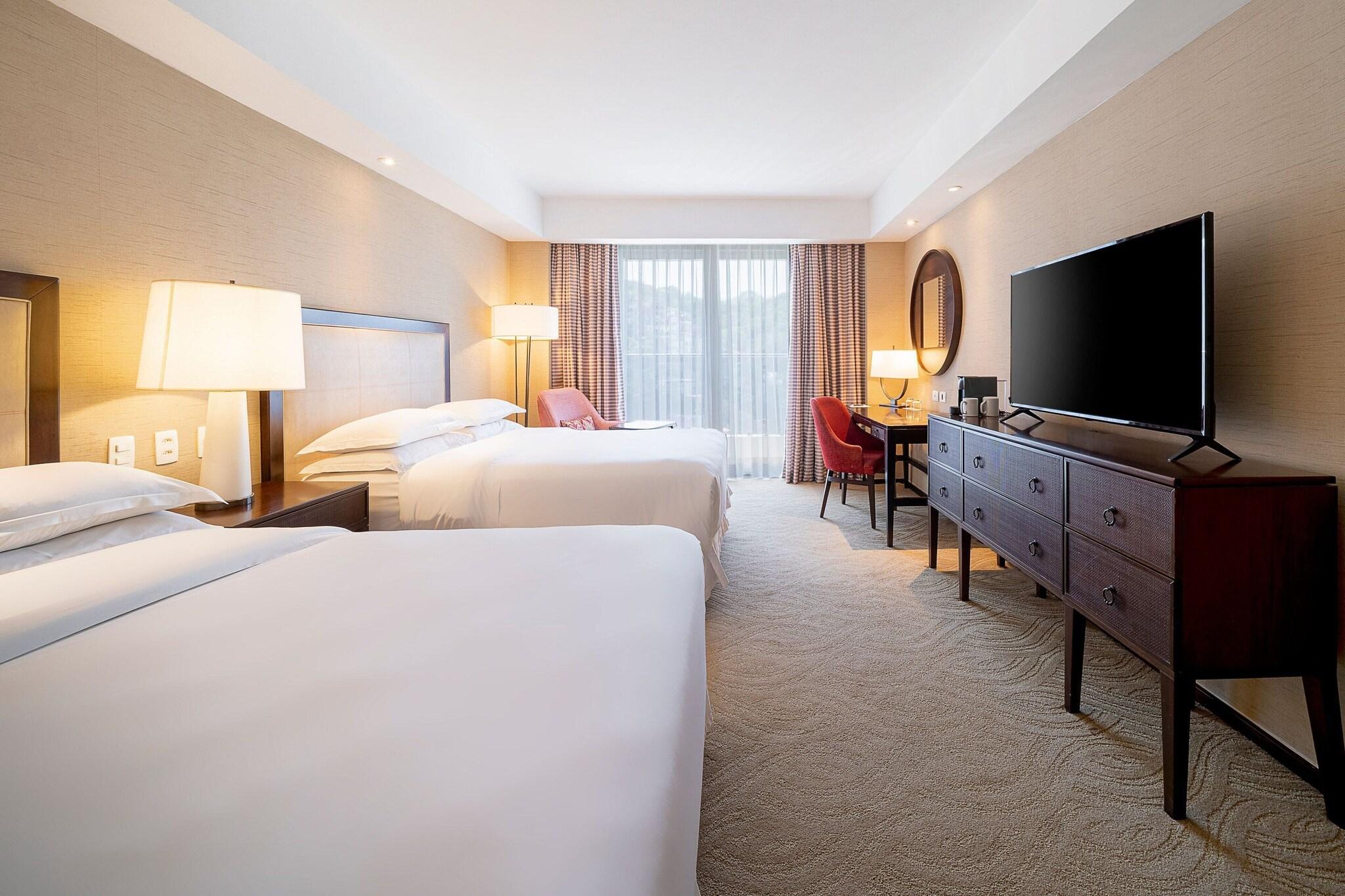 hotel-thumb