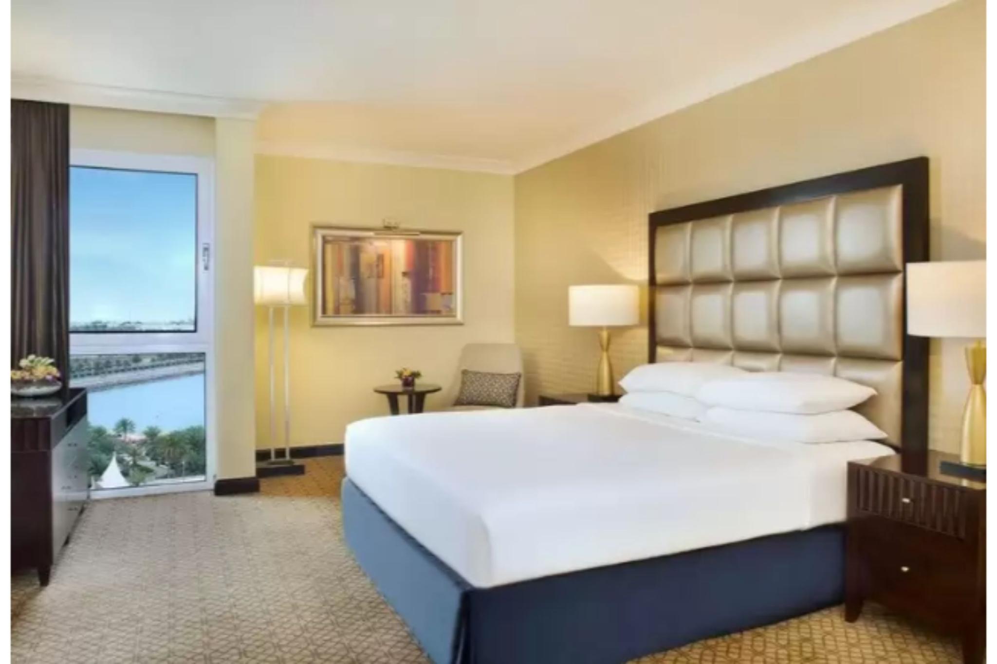 hotel-thumb
