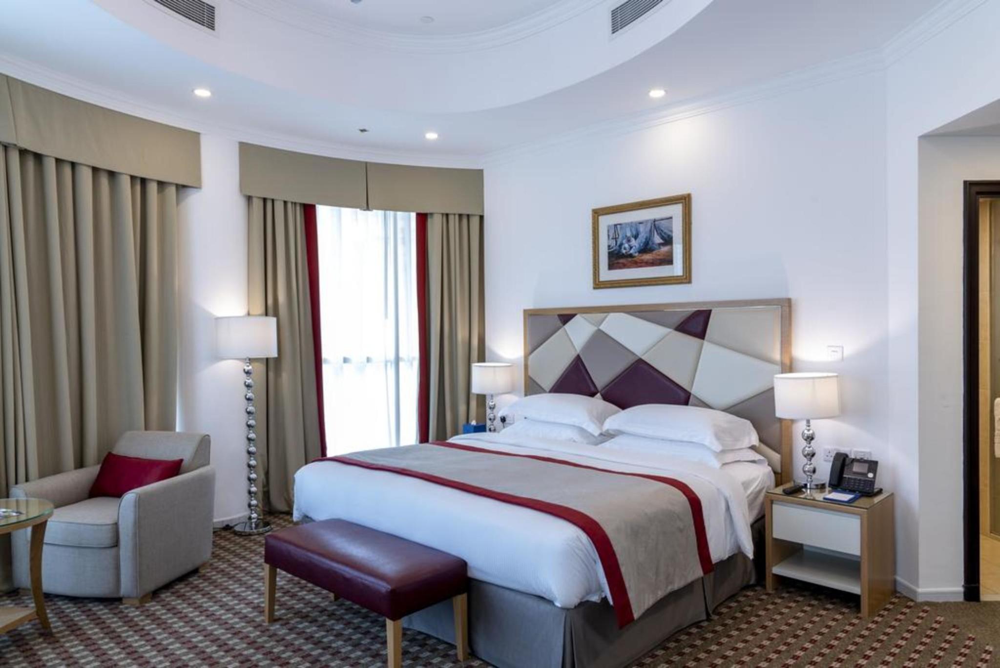 hotel-thumb