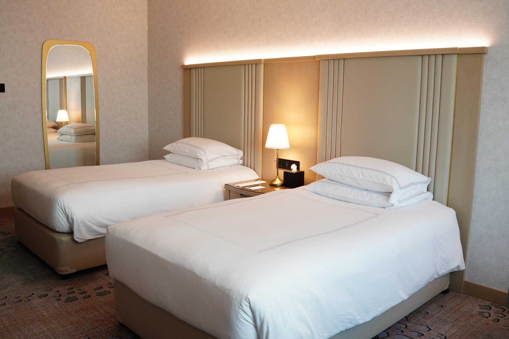 hotel-thumb