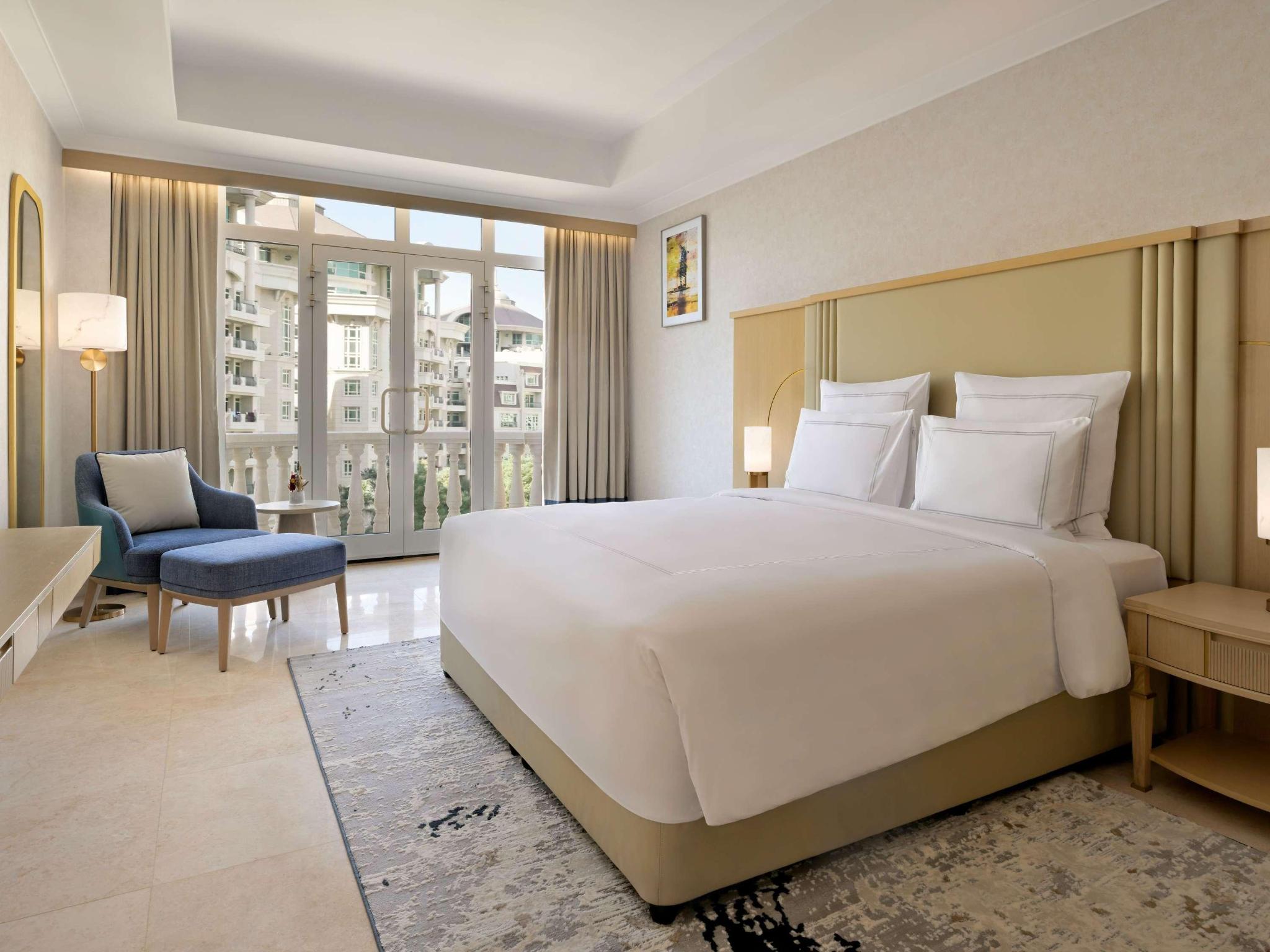 hotel-thumb