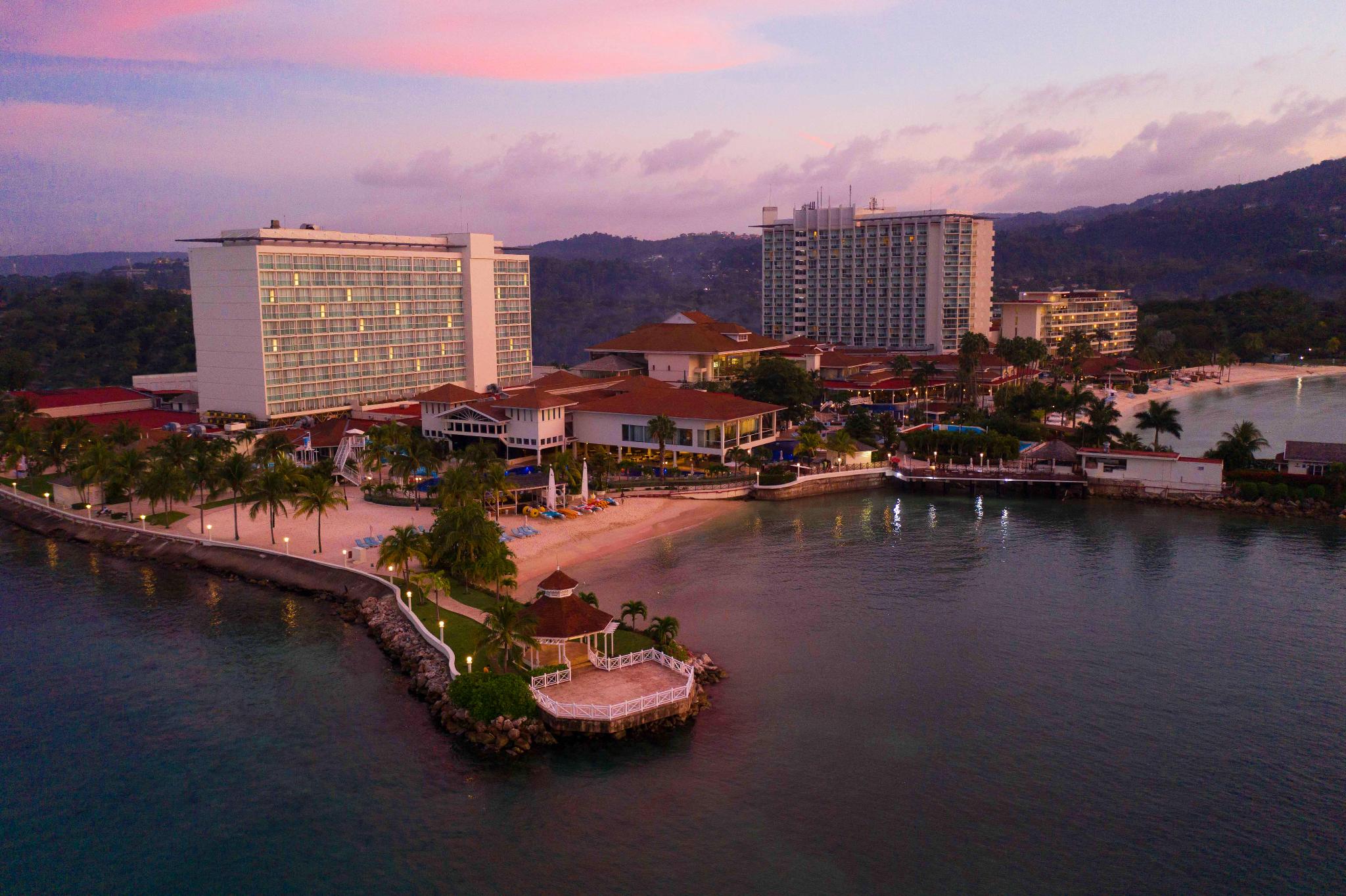 hotel-thumb