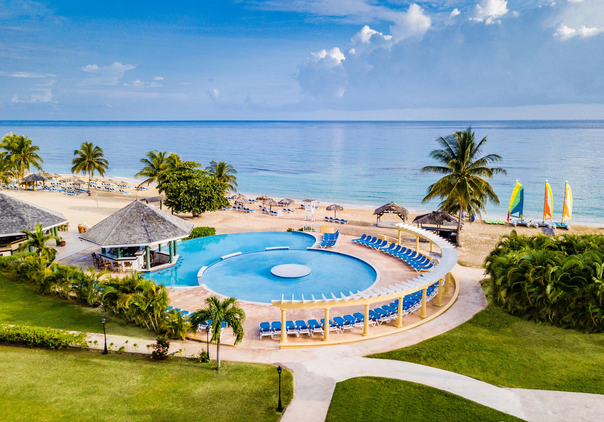 Jewel Runaway Bay Beach Resort  Spa en JamaicaRunaway 