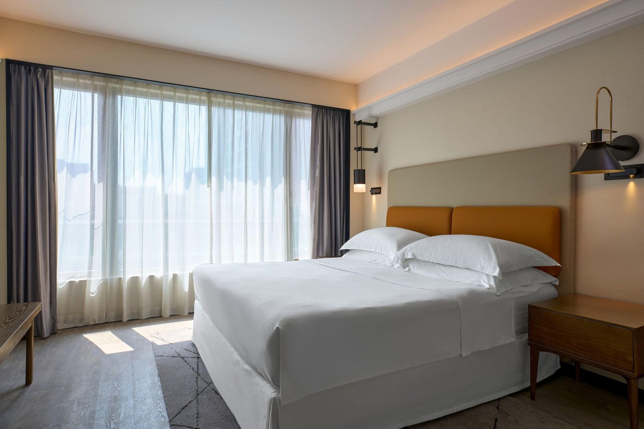 hotel-thumb