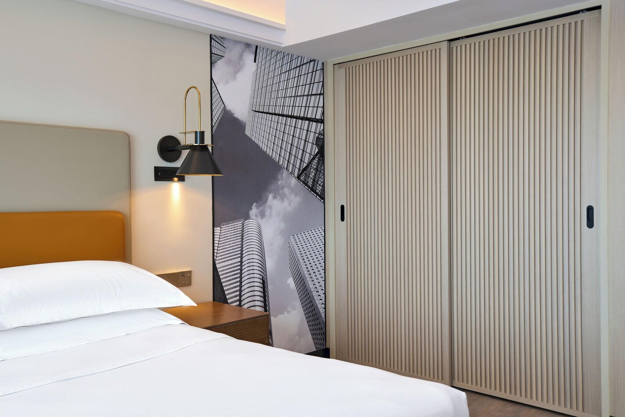 hotel-thumb