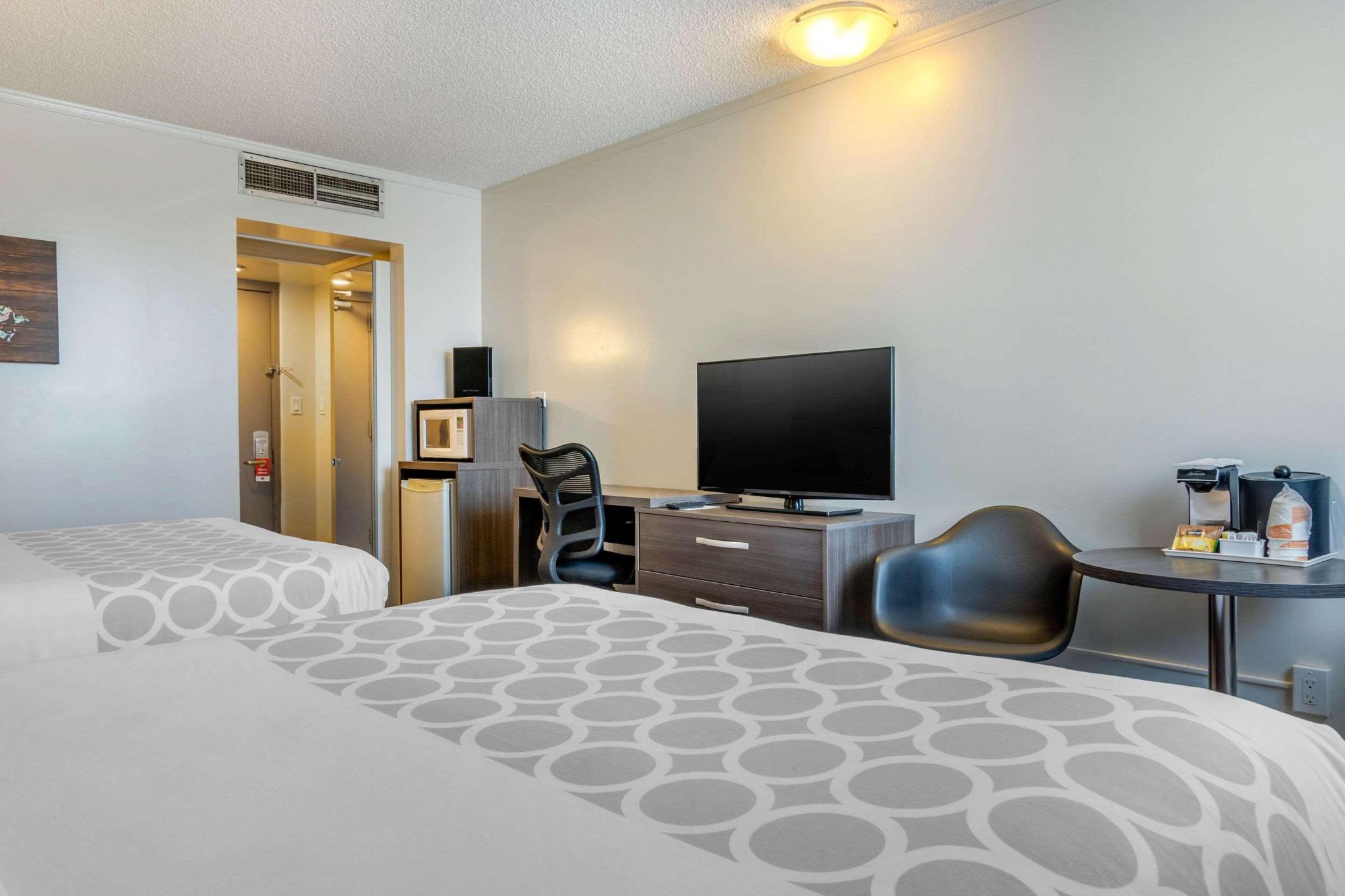 hotel-thumb