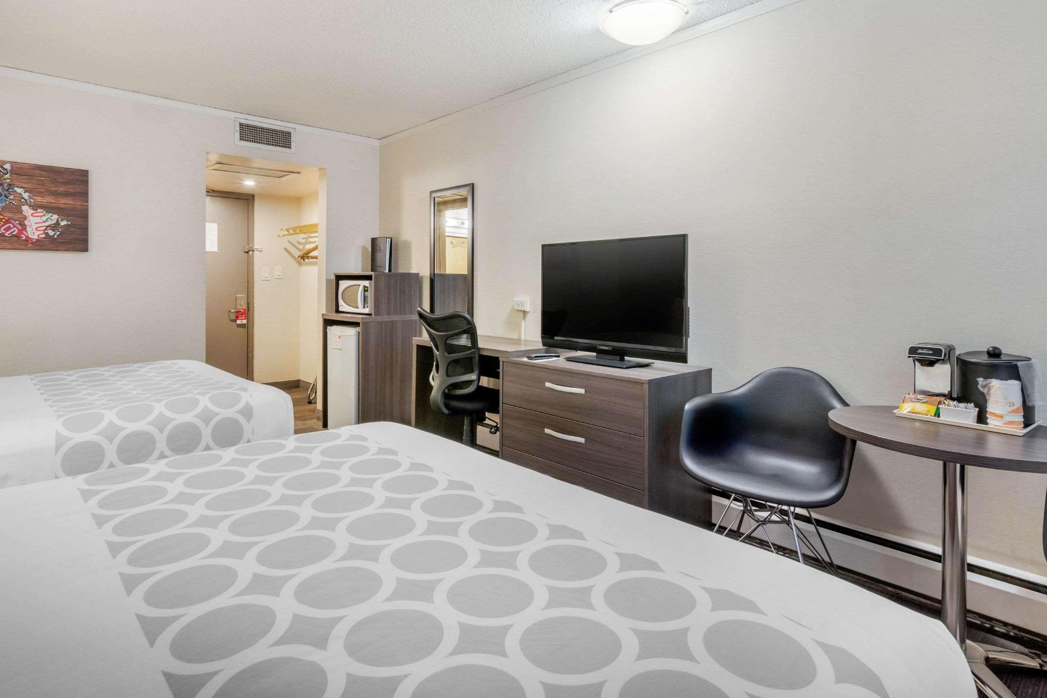hotel-thumb