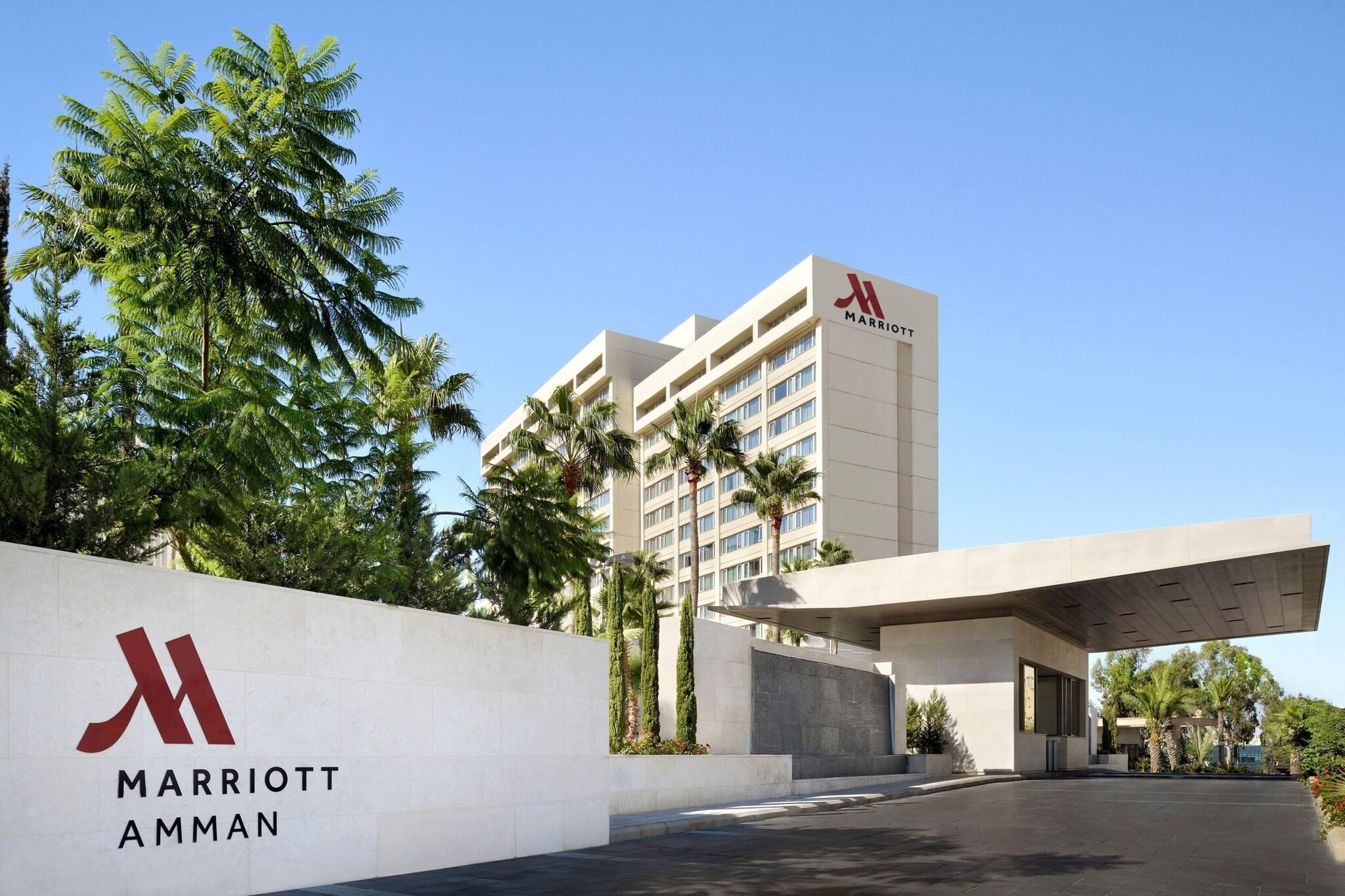 hotel-thumb
