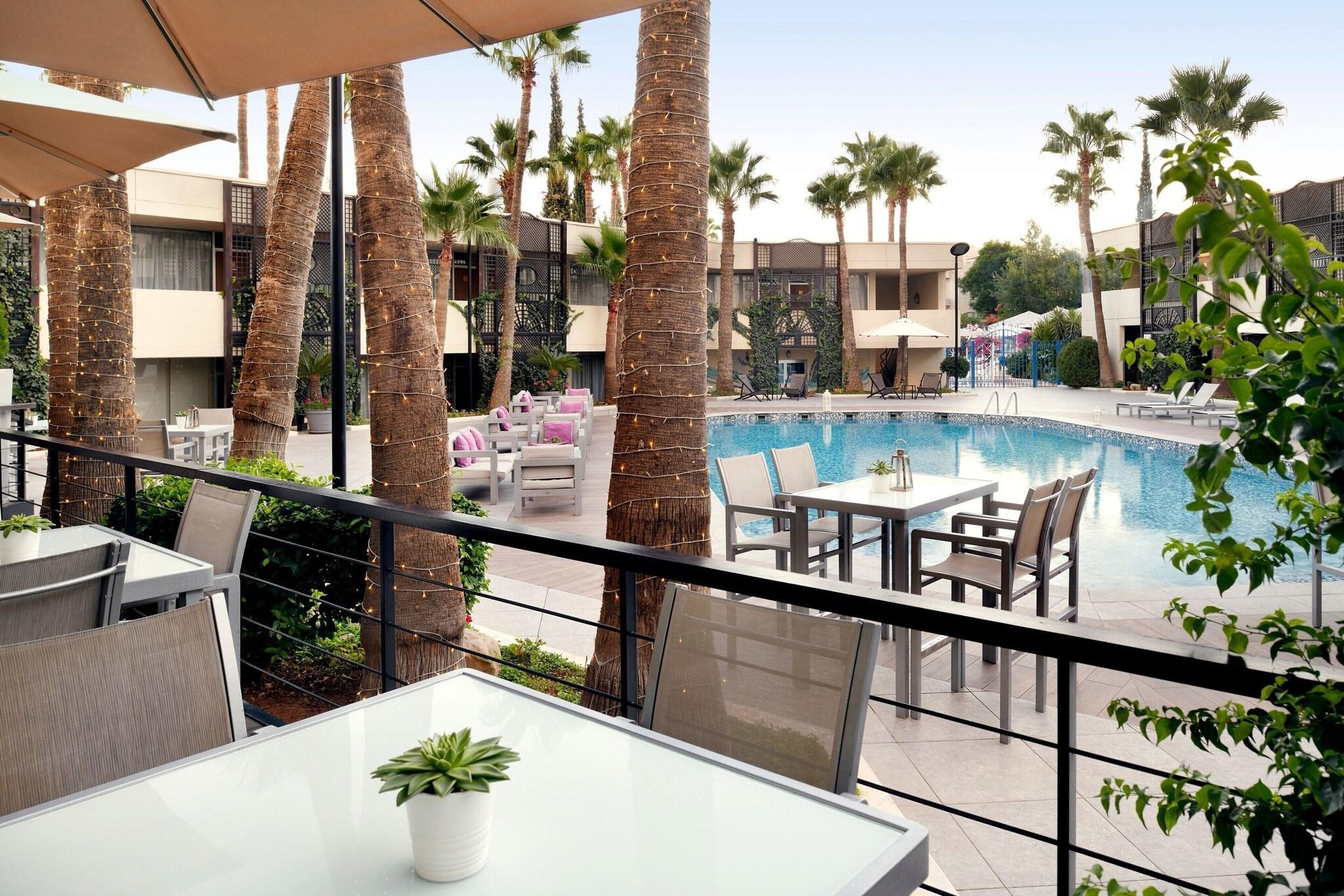 hotel-thumb