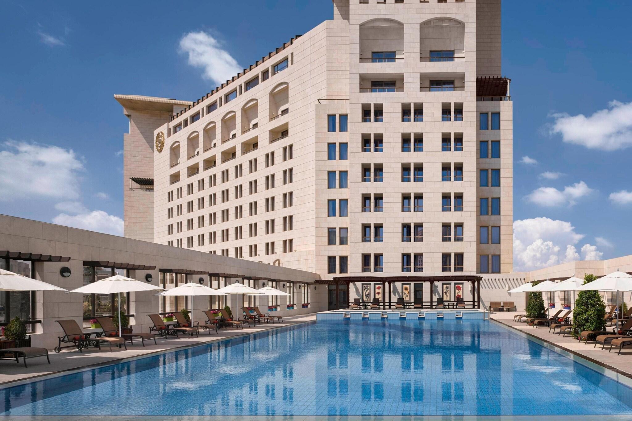 hotel-thumb