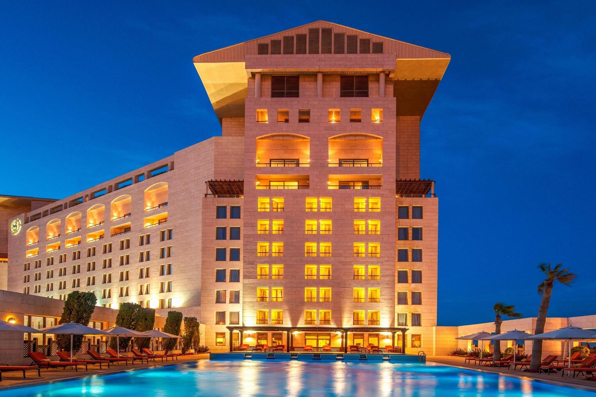 hotel-thumb