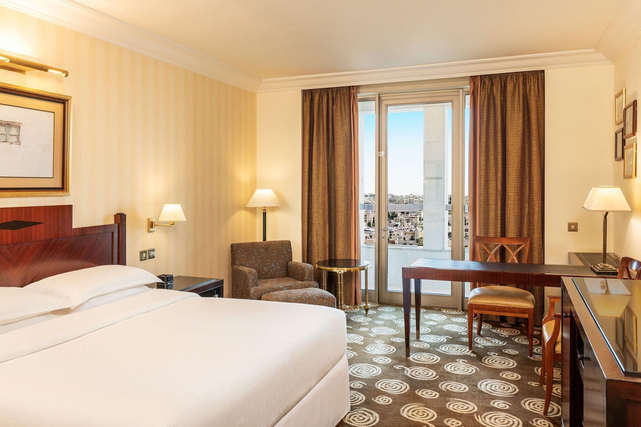 hotel-thumb