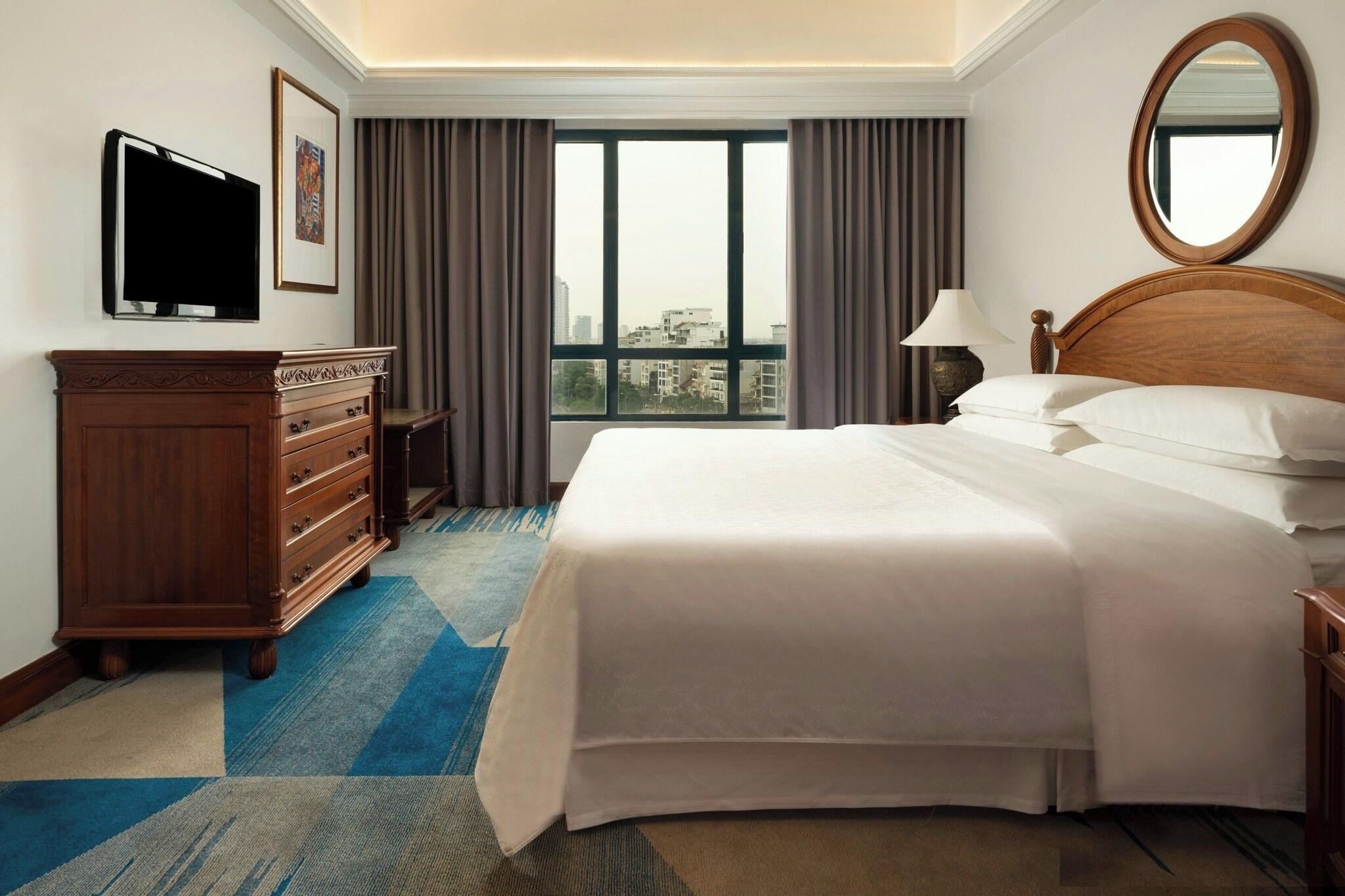 hotel-thumb