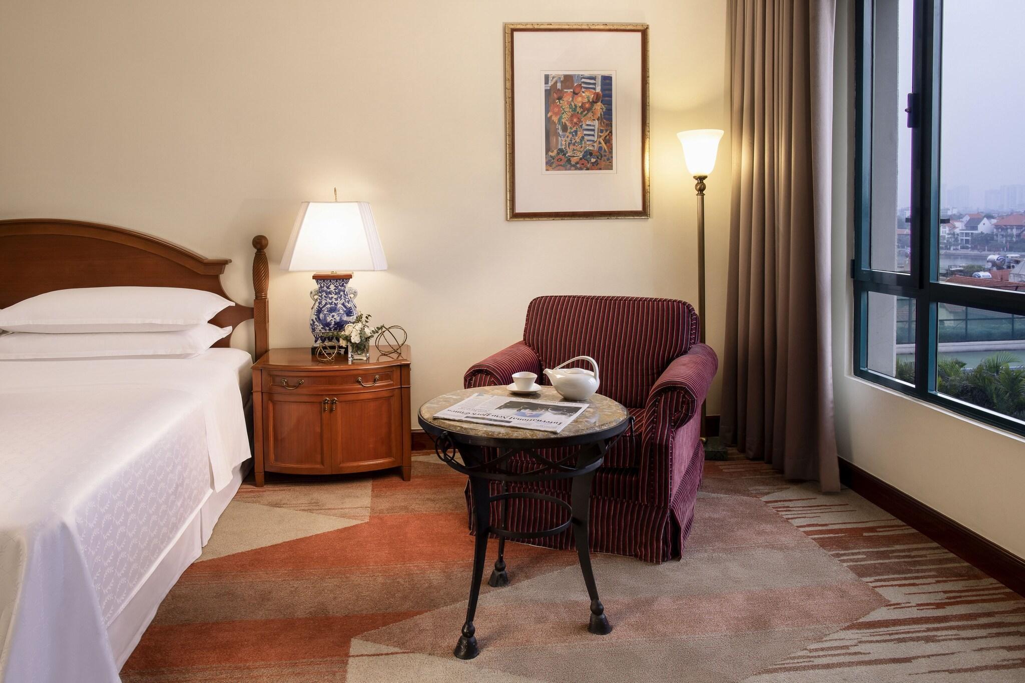 hotel-thumb