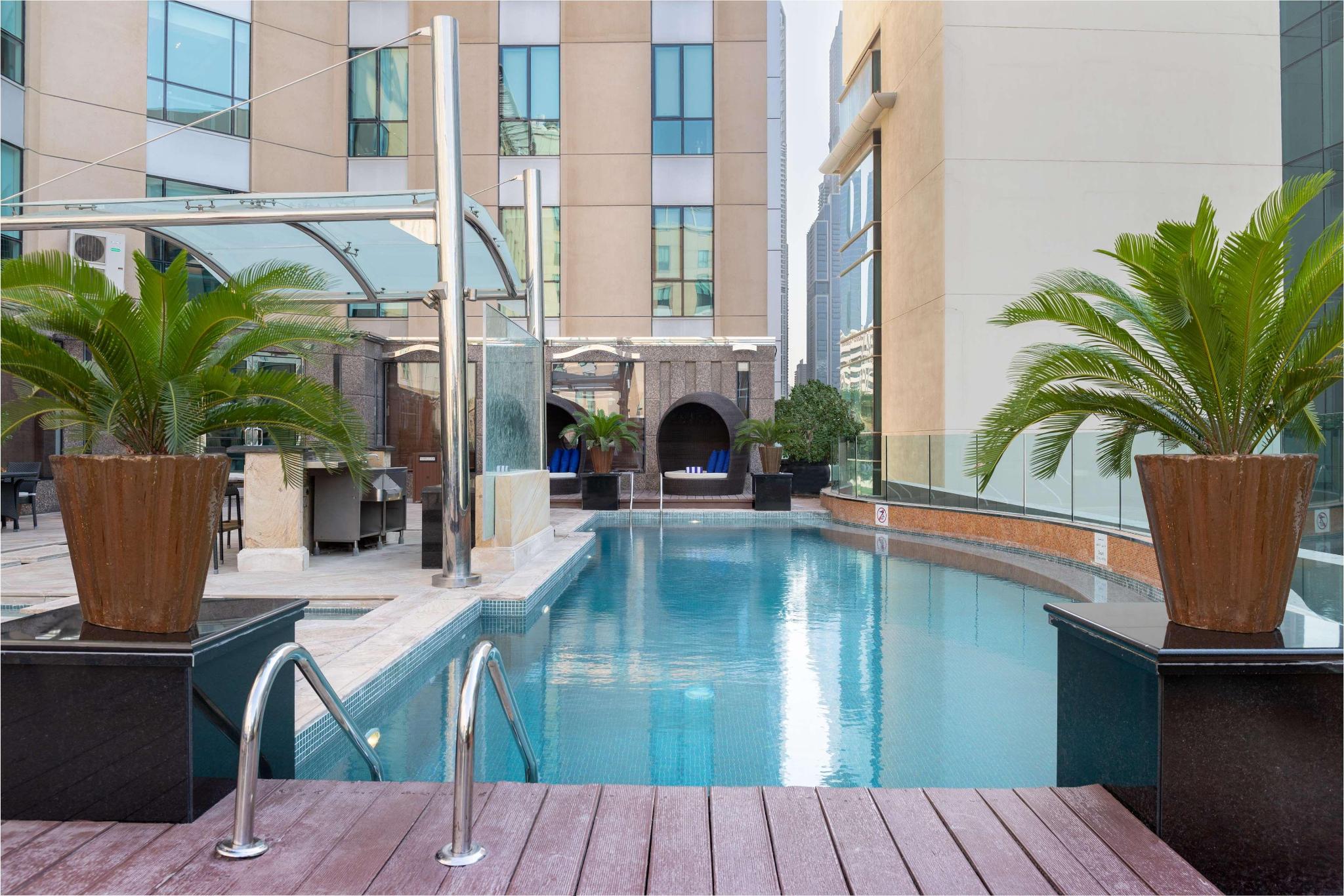 hotel-thumb