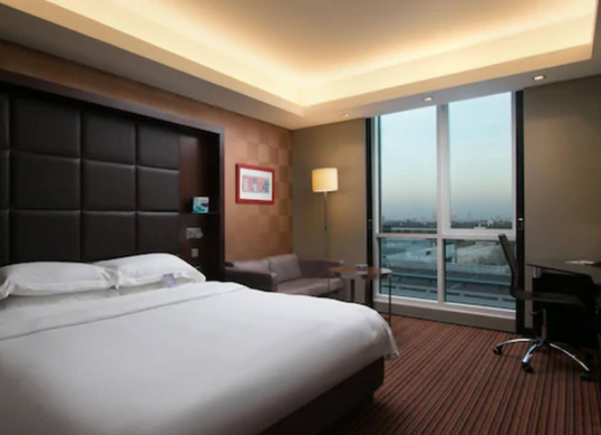 hotel-thumb
