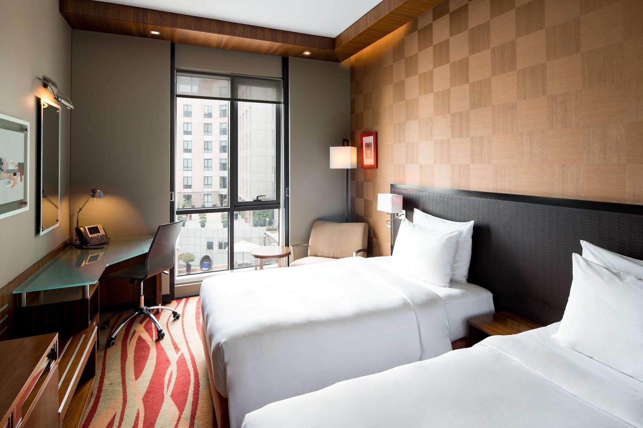 hotel-thumb