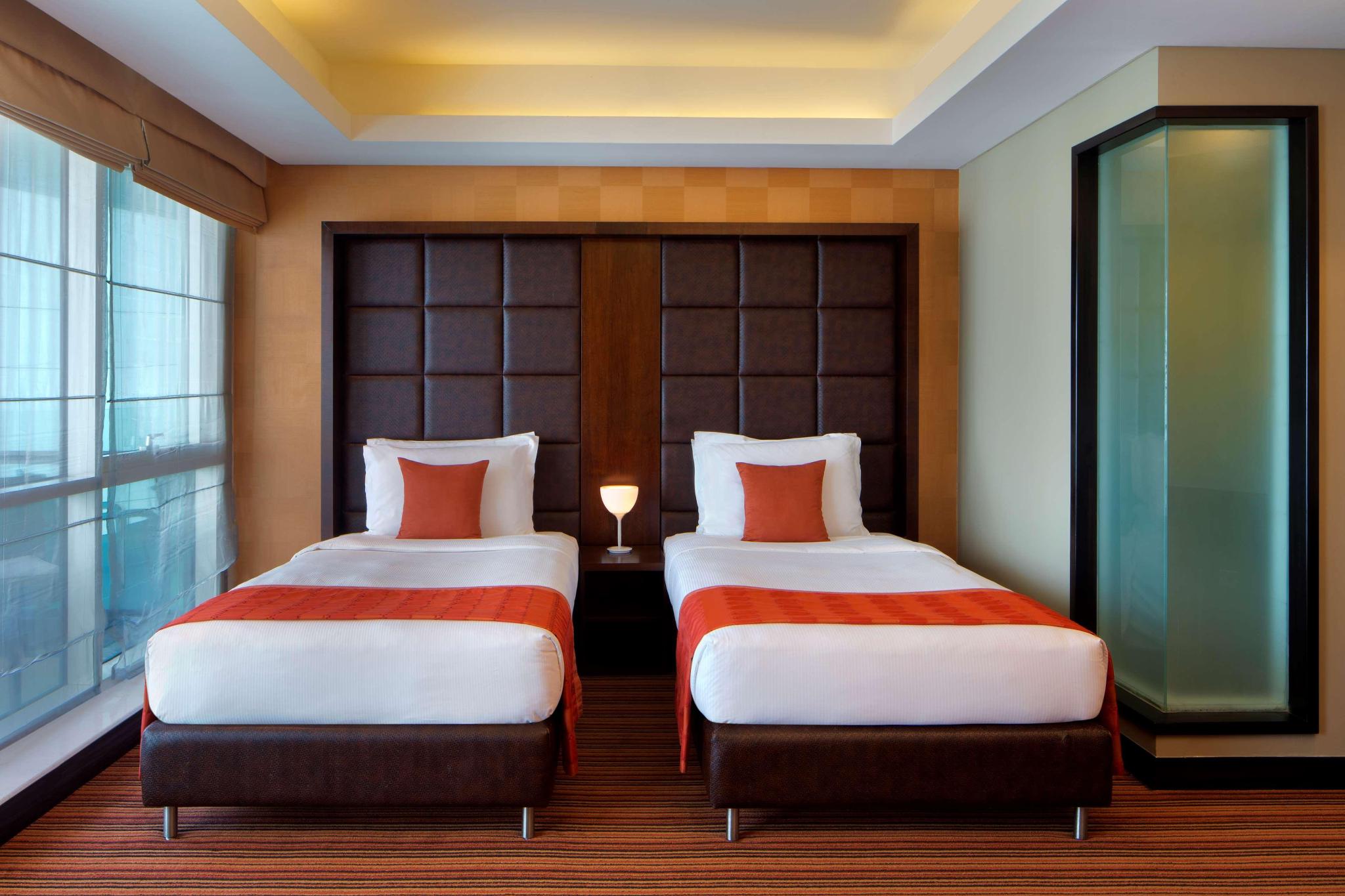 hotel-thumb