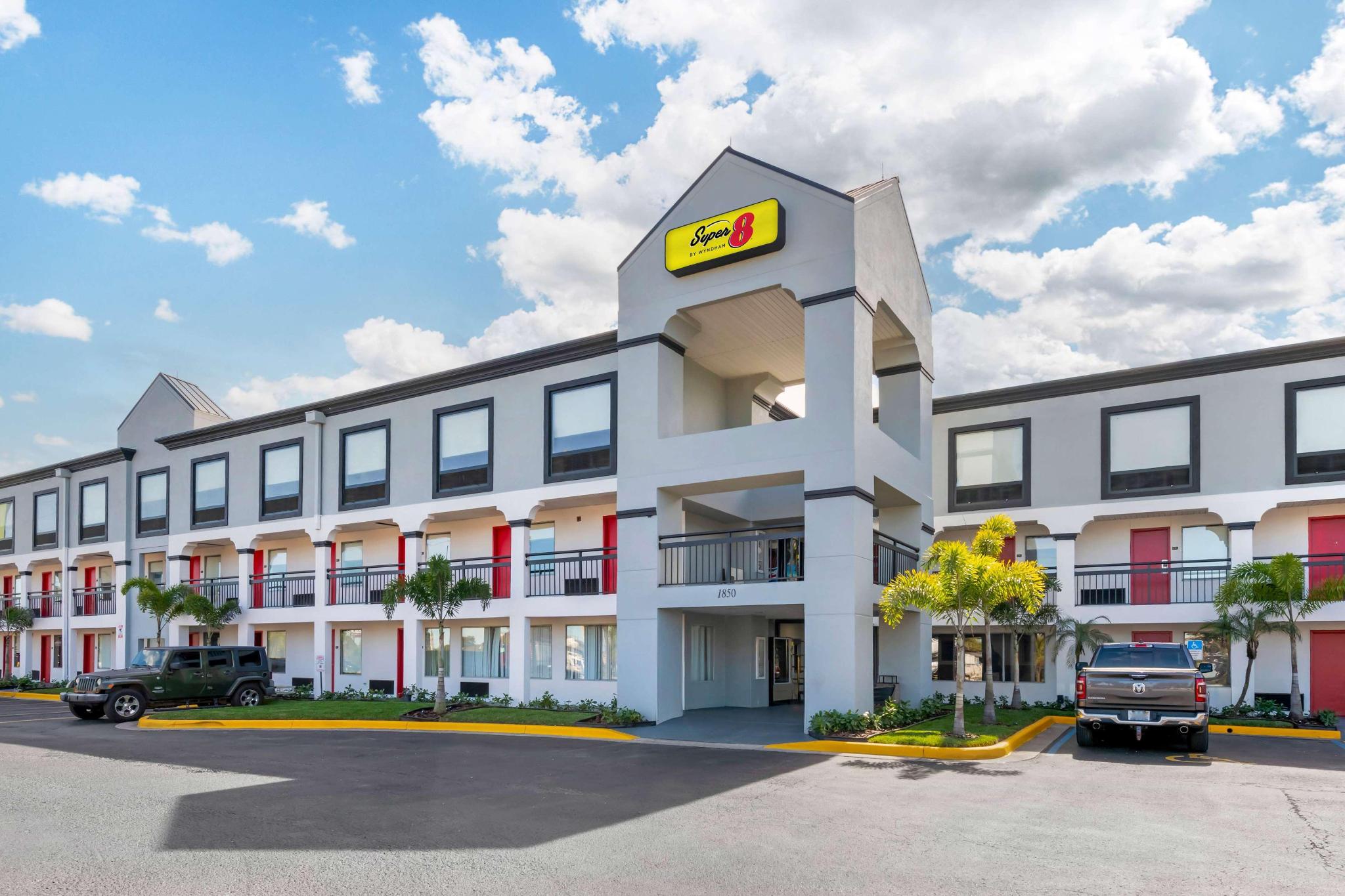 hotel-thumb