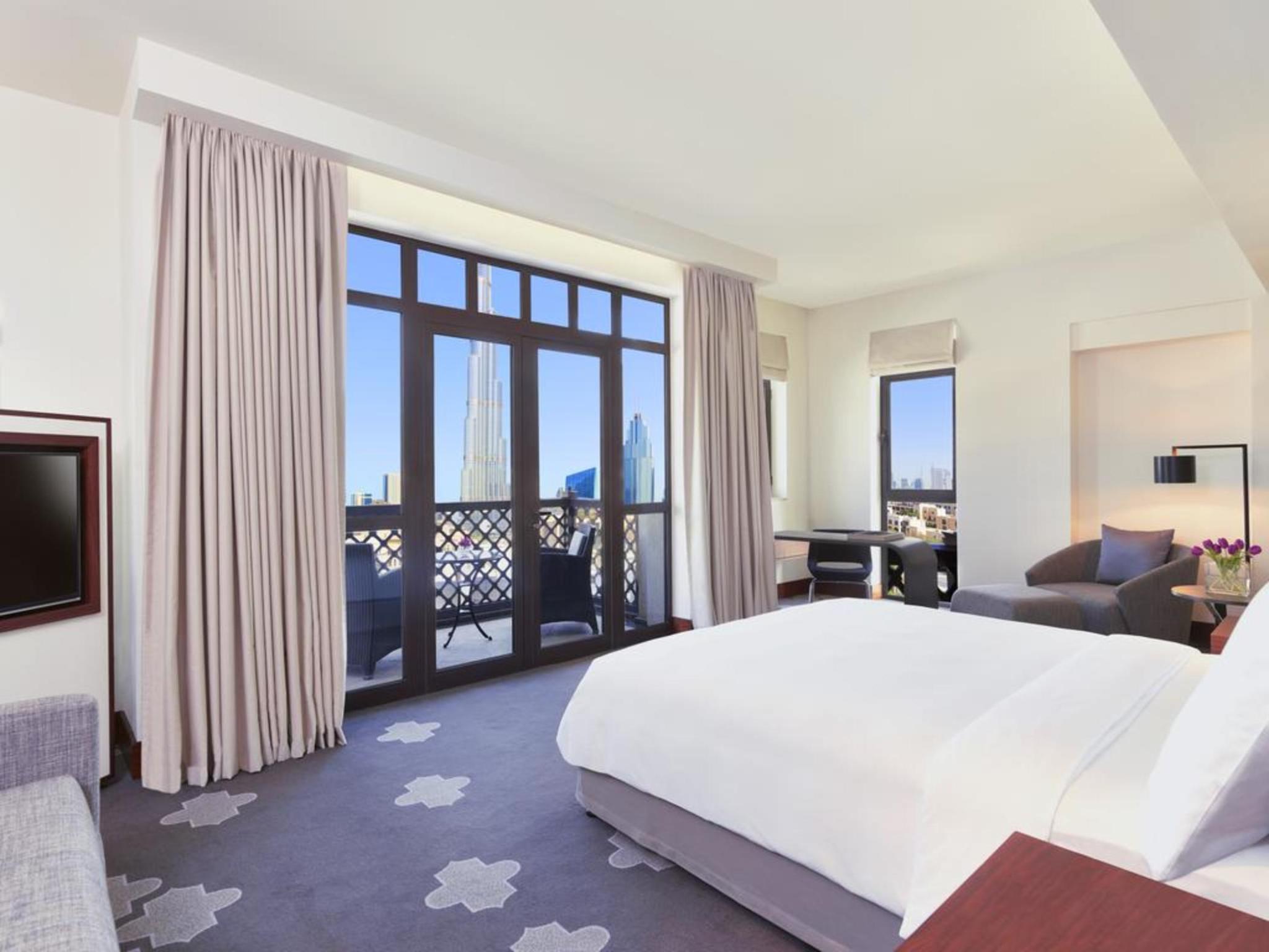 hotel-thumb