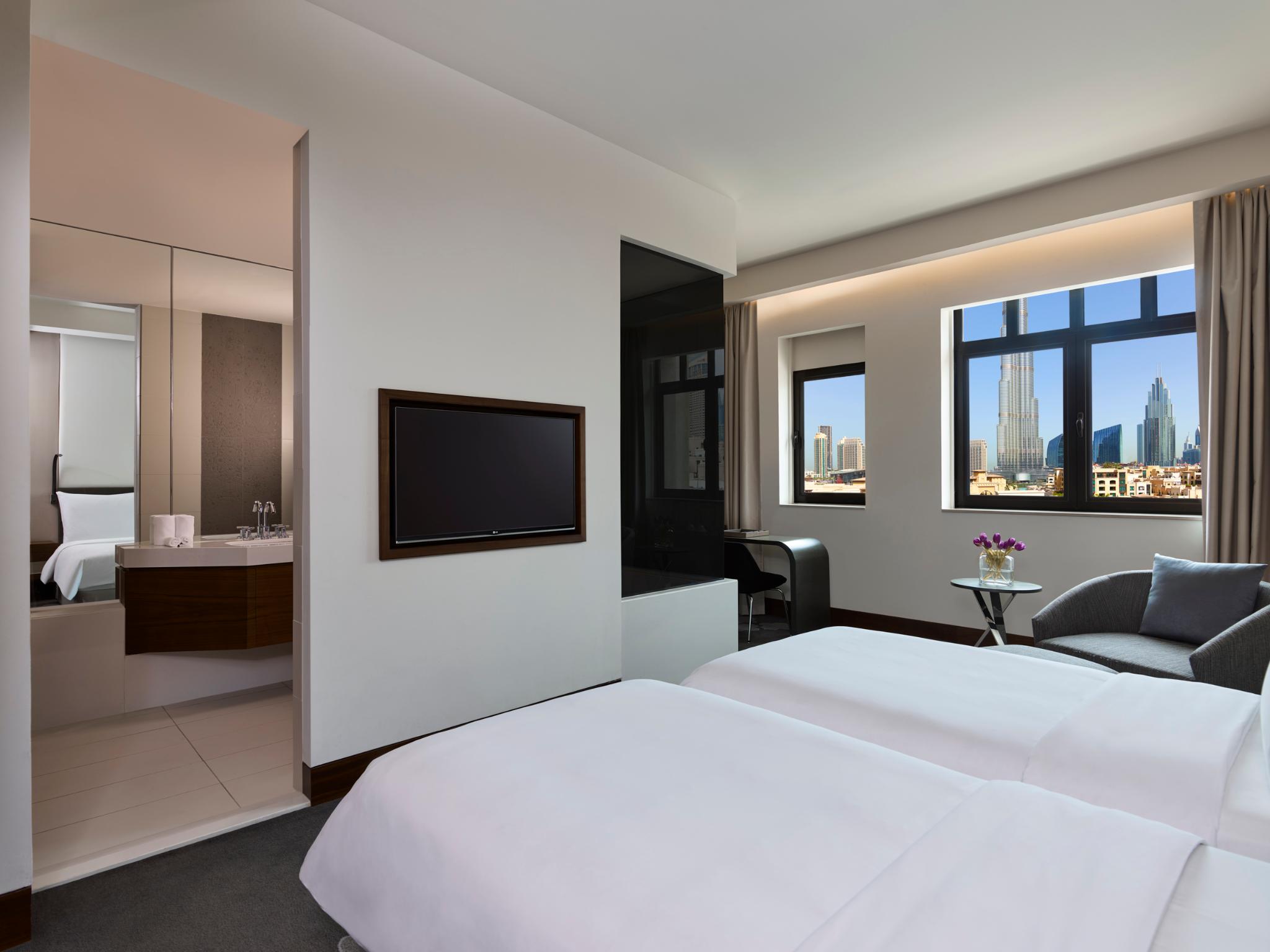 hotel-thumb