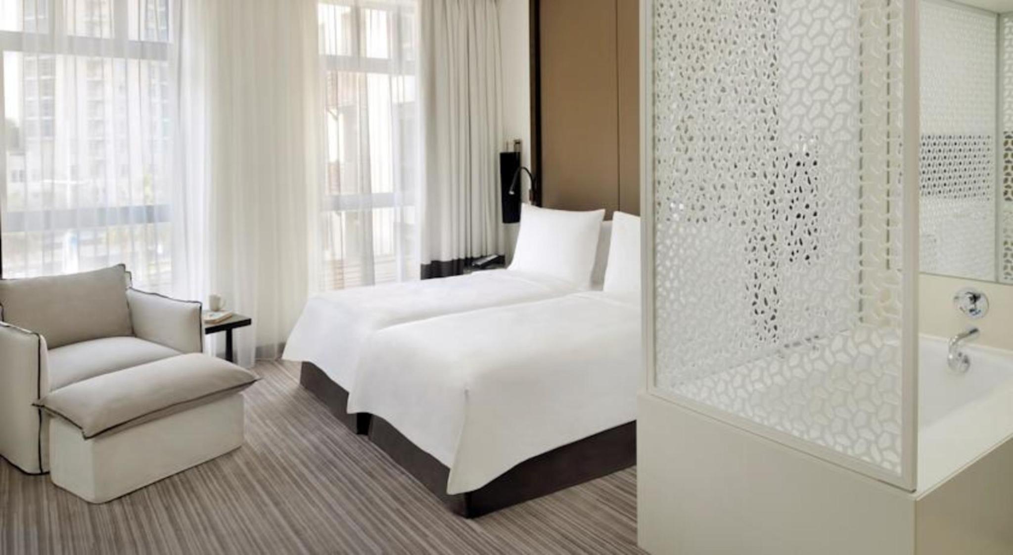 hotel-thumb