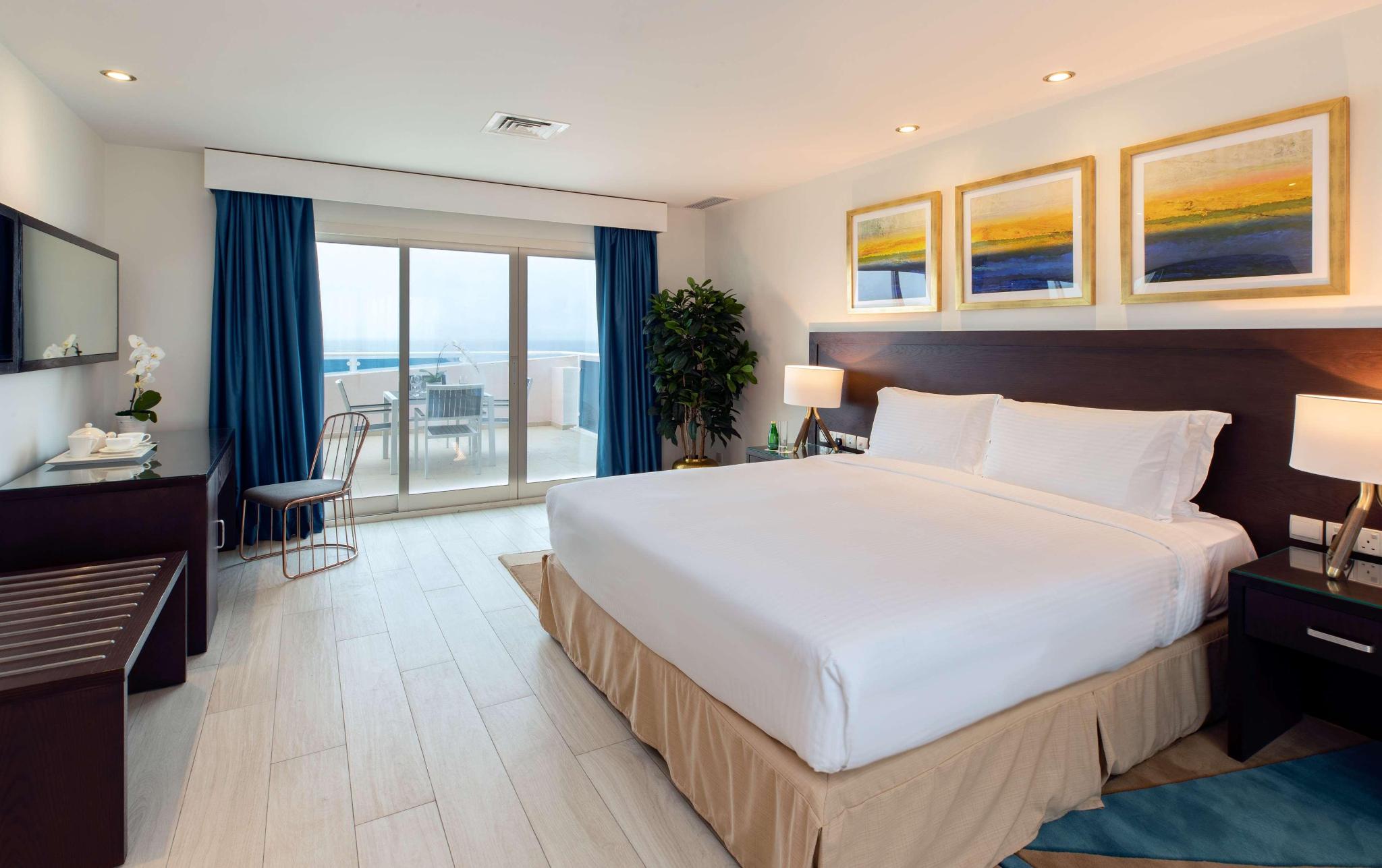 hotel-thumb