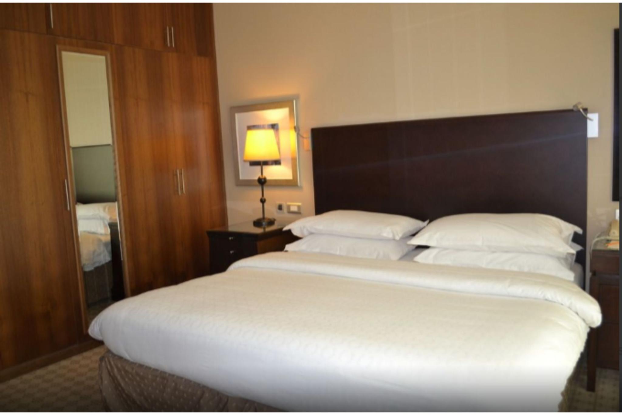 hotel-thumb