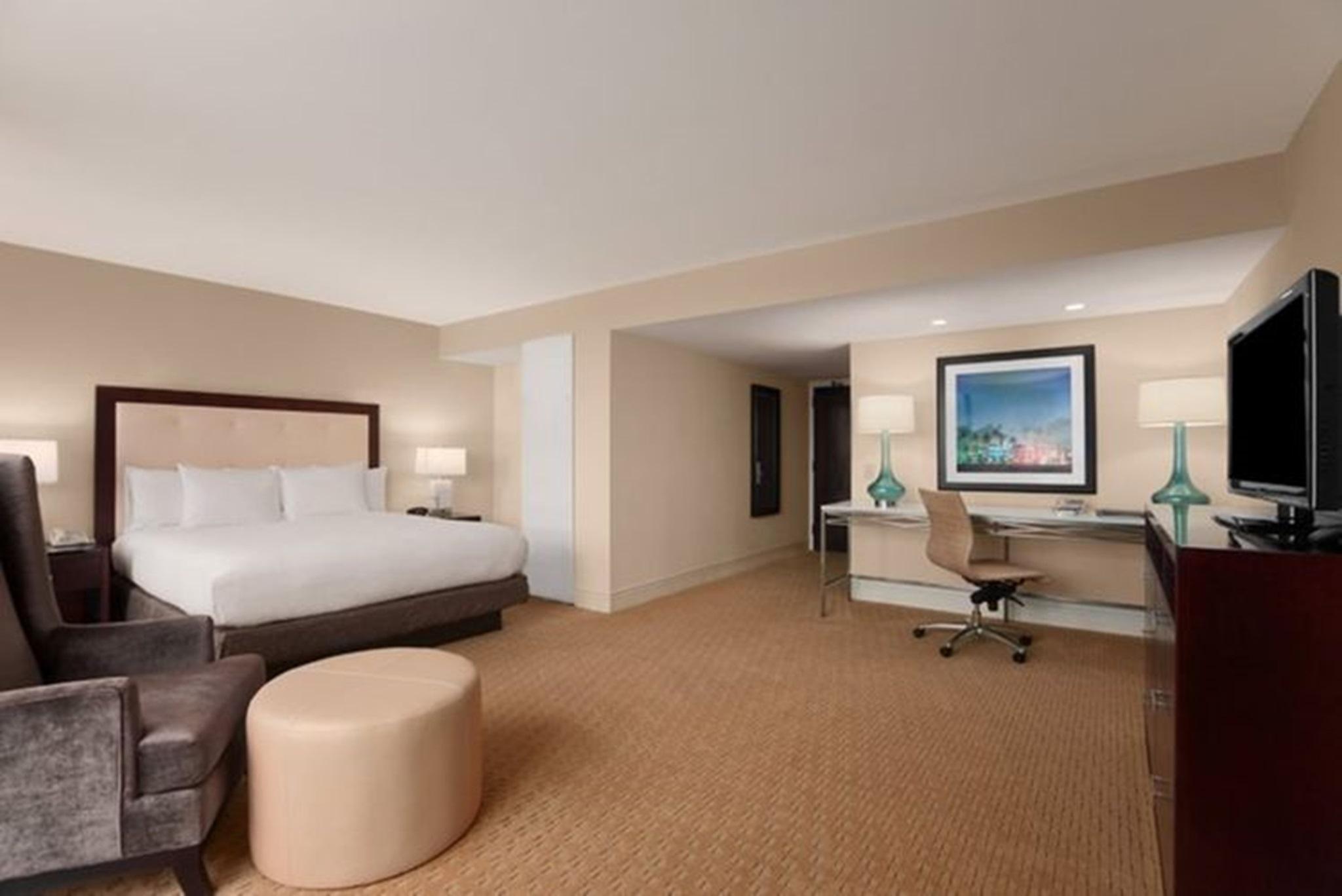 hotel-thumb