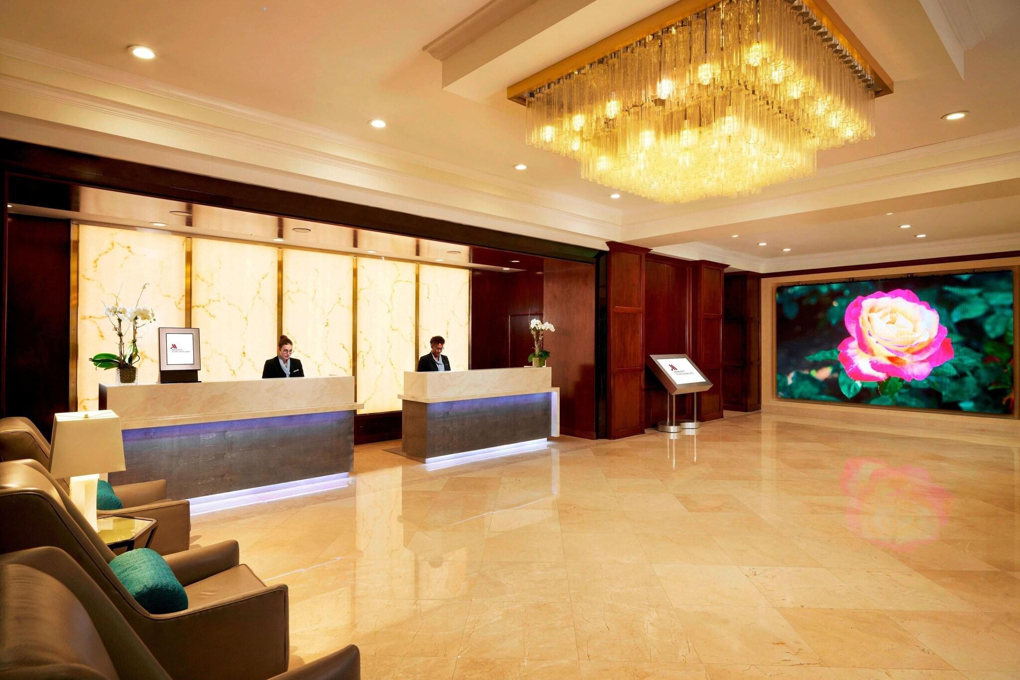 hotel-thumb