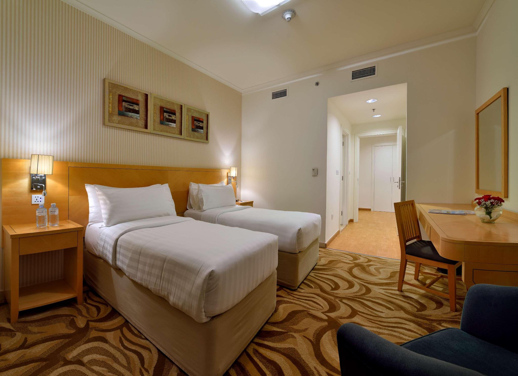 hotel-thumb