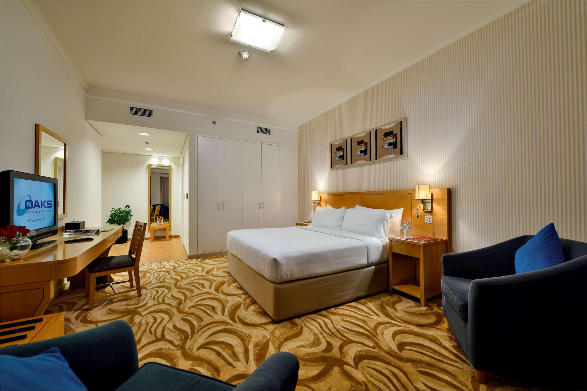 hotel-thumb