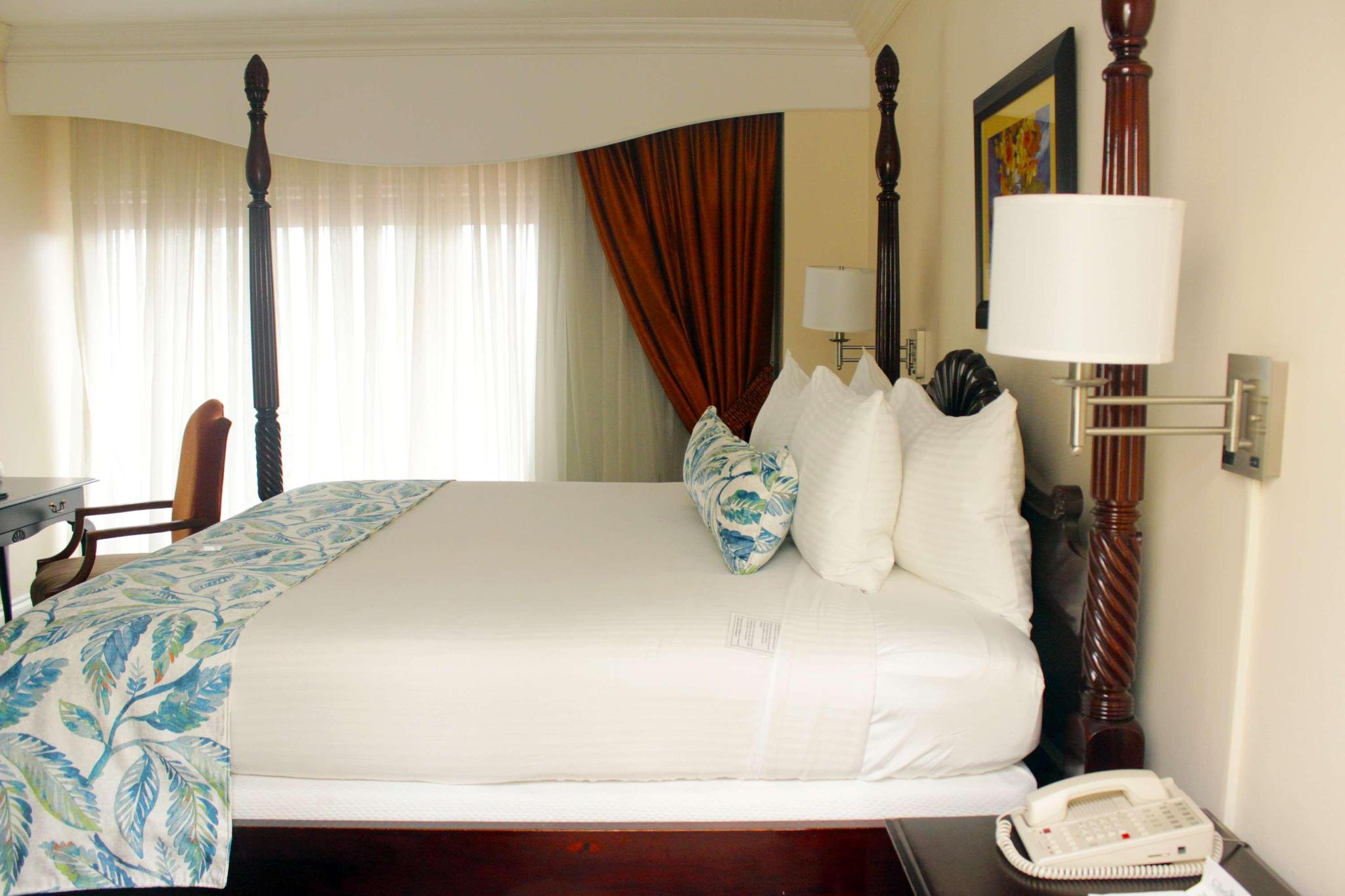 hotel-thumb