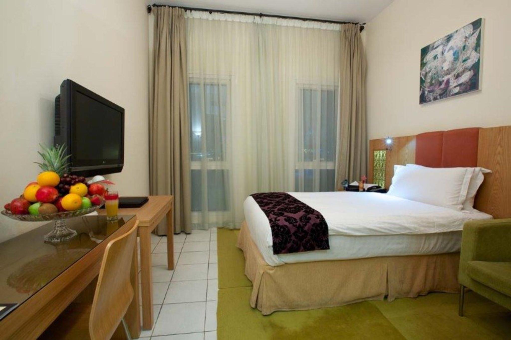 hotel-thumb