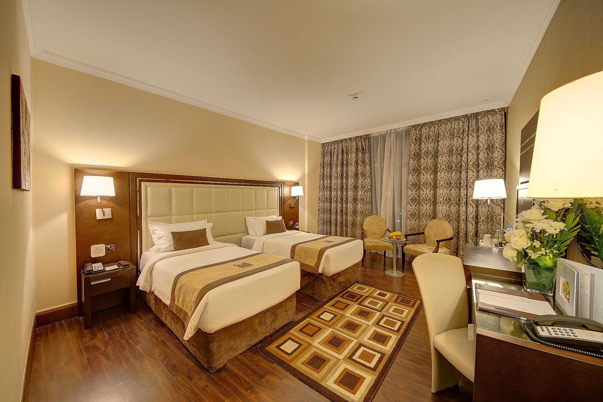 hotel-thumb