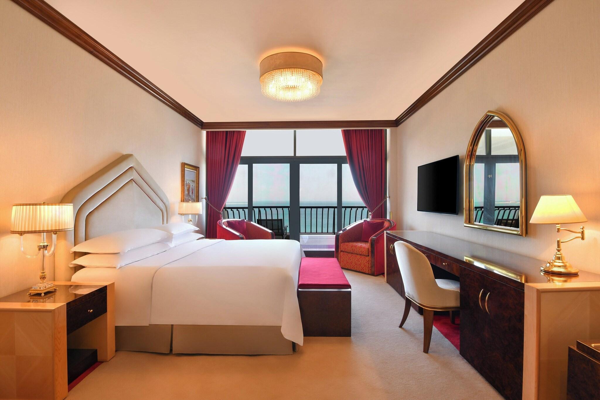 hotel-thumb