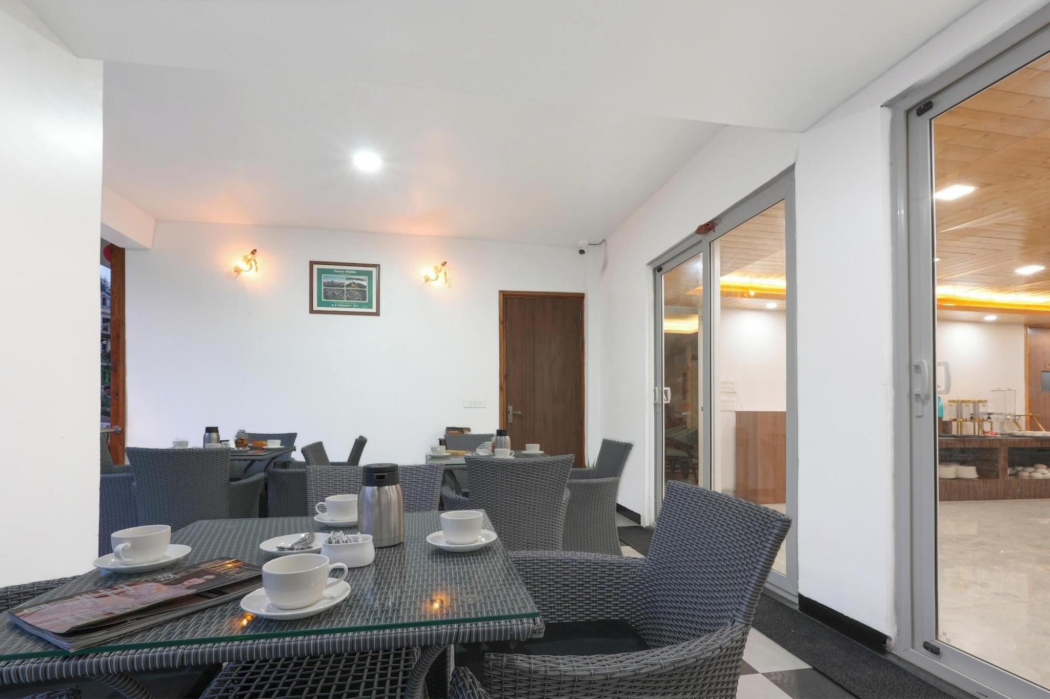 Hotel Skyline Manali