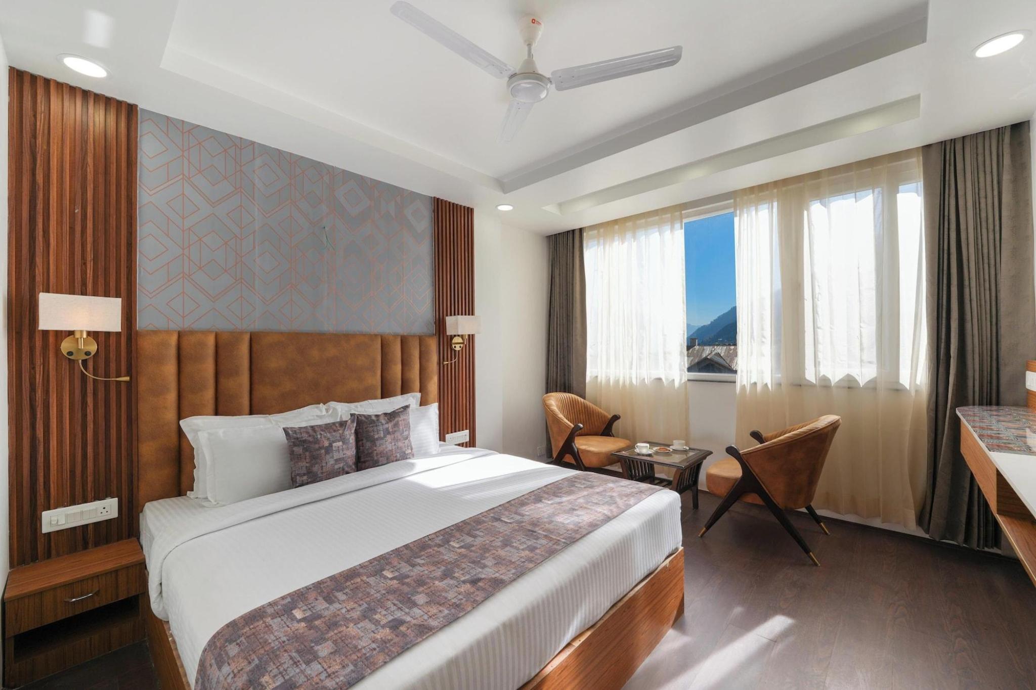 Hotel Skyline Manali