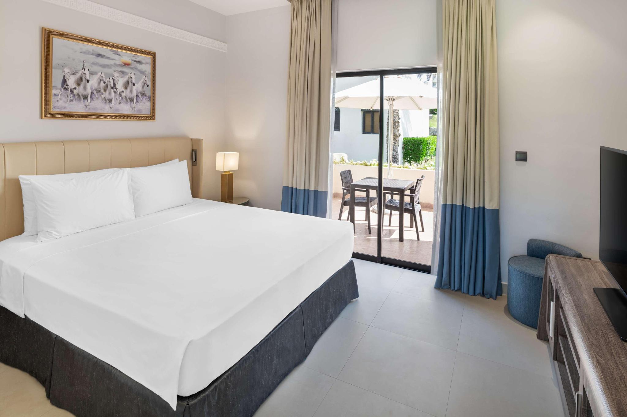 hotel-thumb