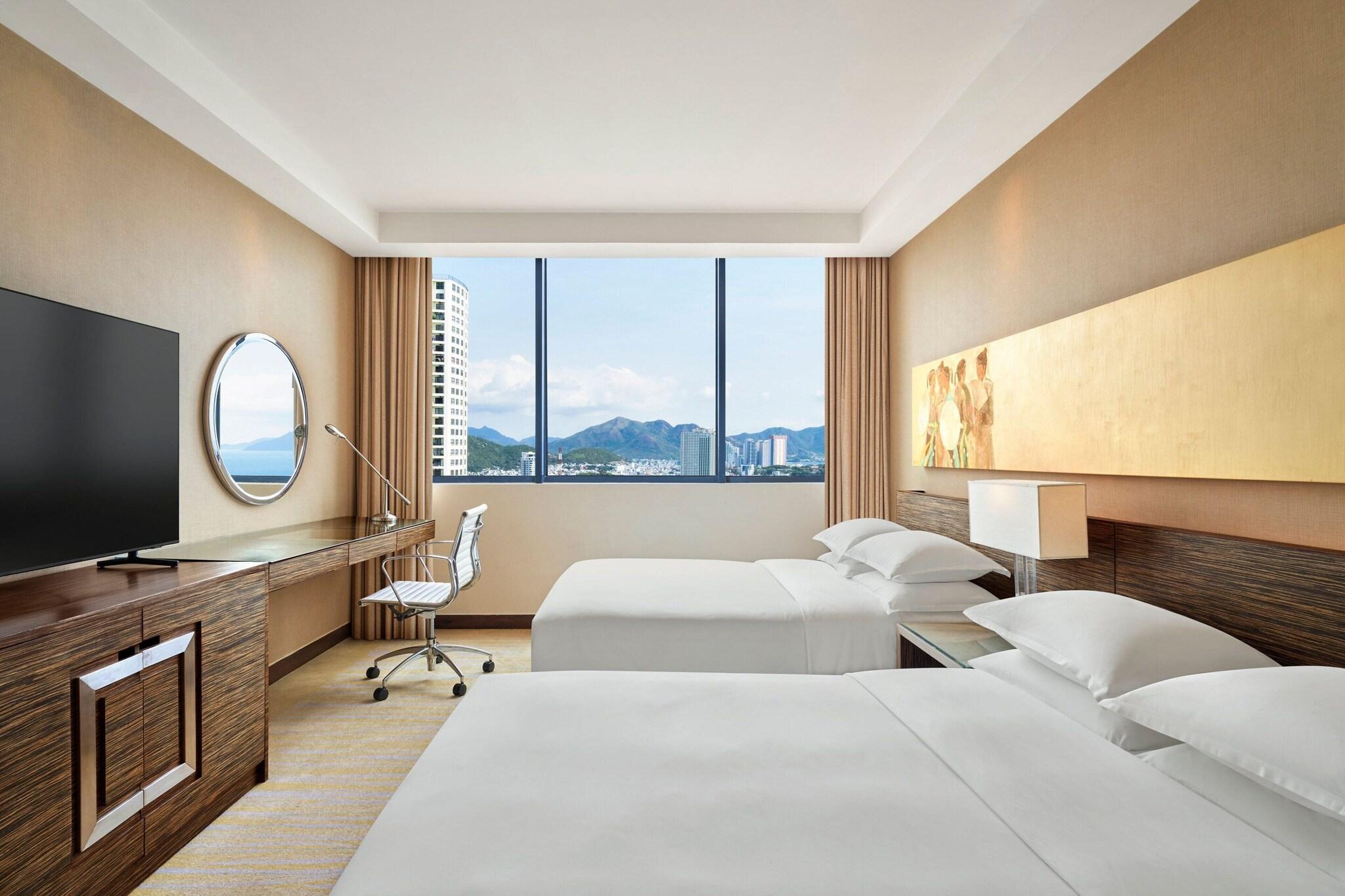 hotel-thumb