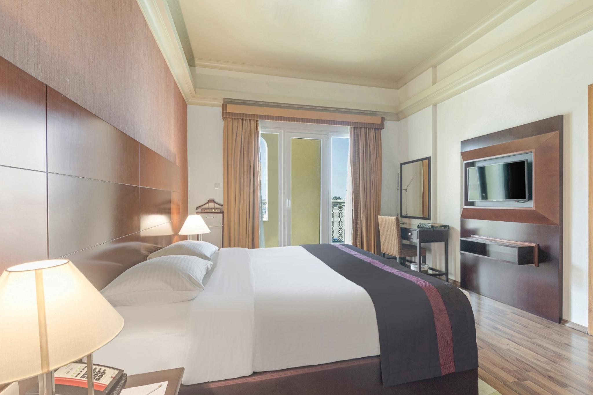 hotel-thumb