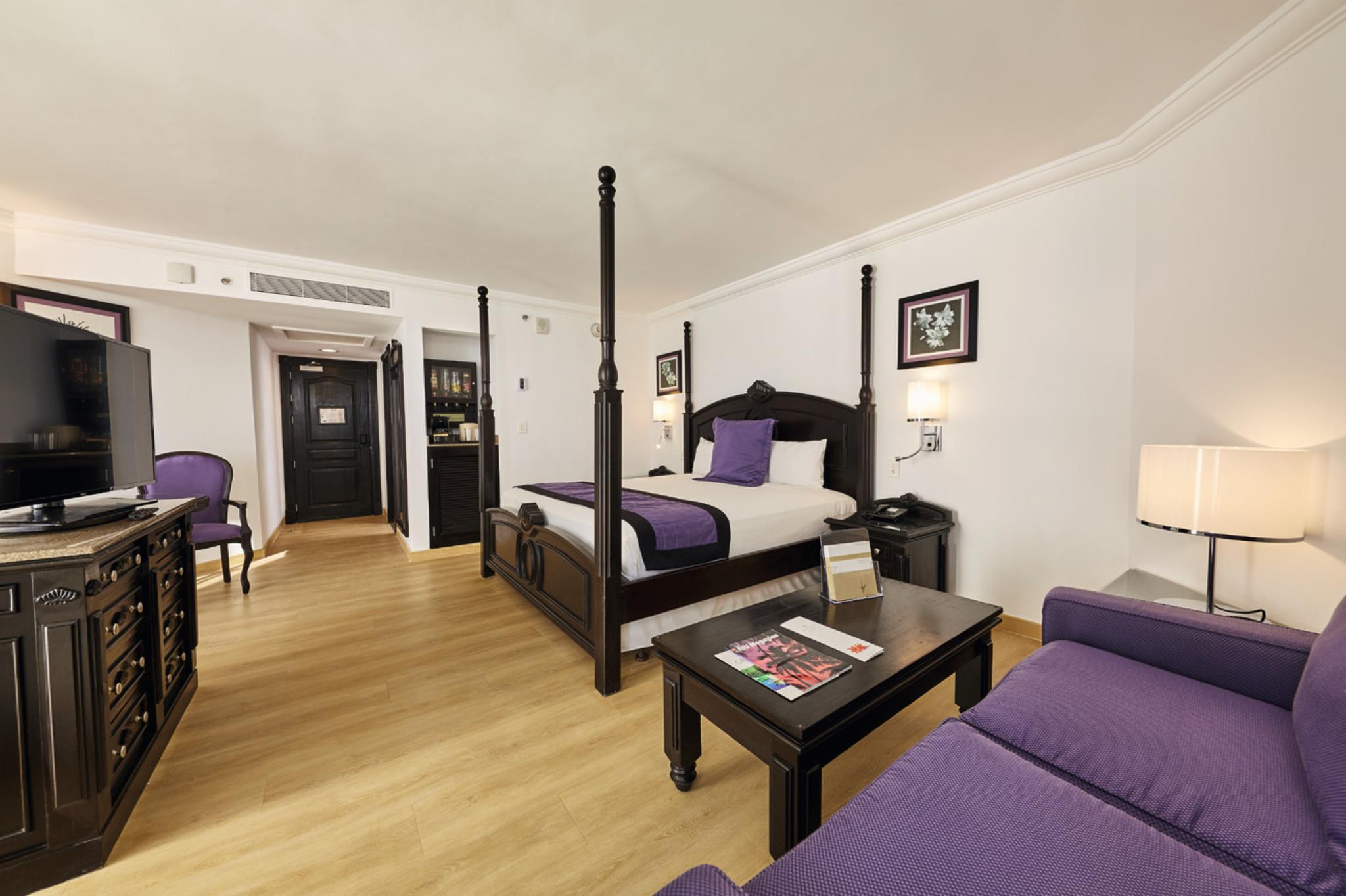 hotel-thumb