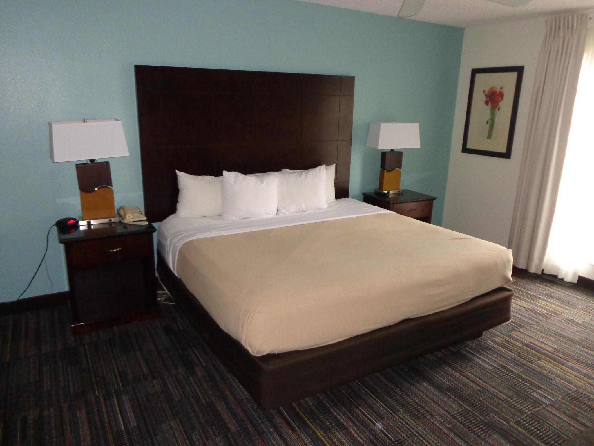 hotel-thumb