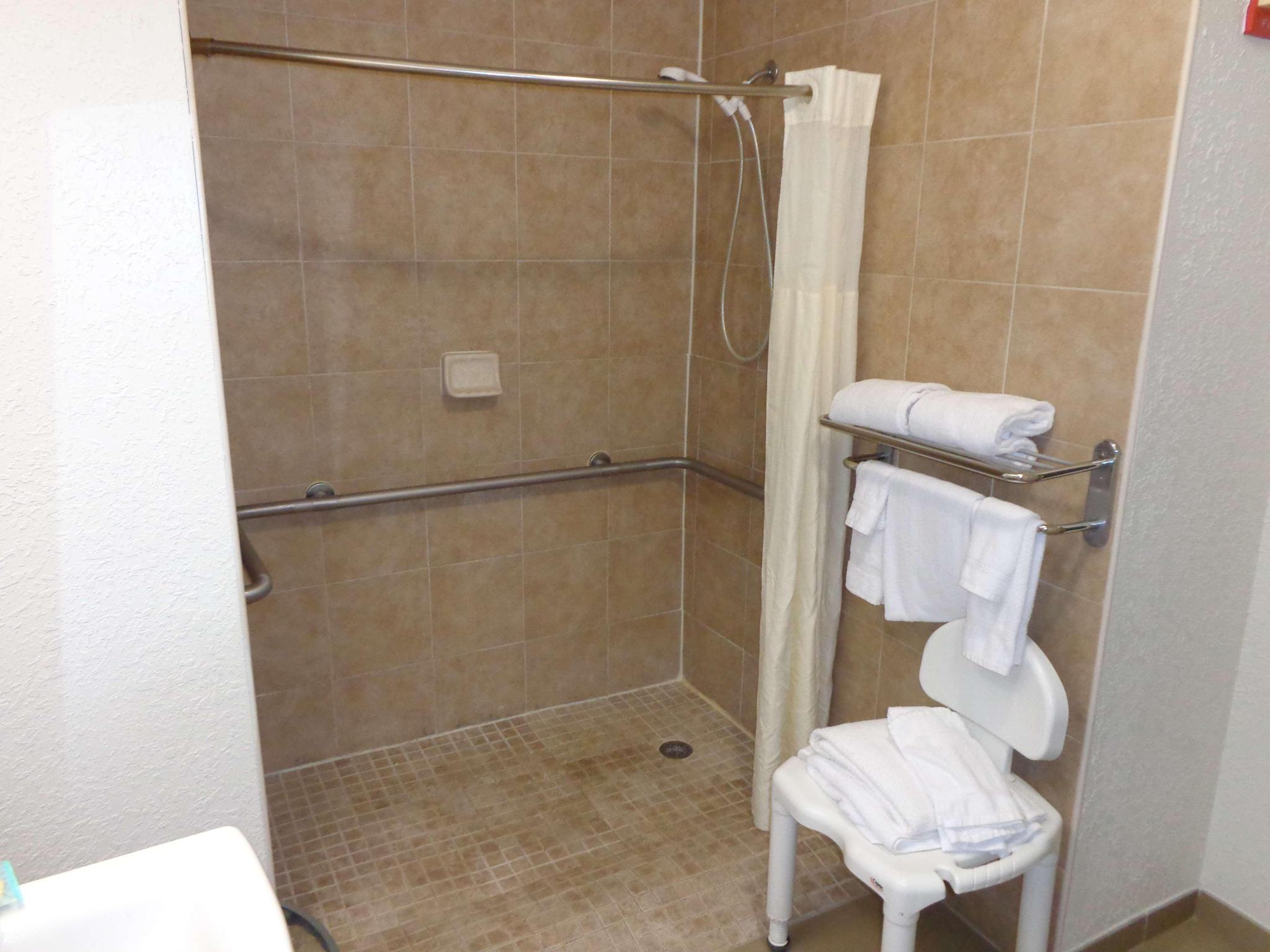 hotel-thumb