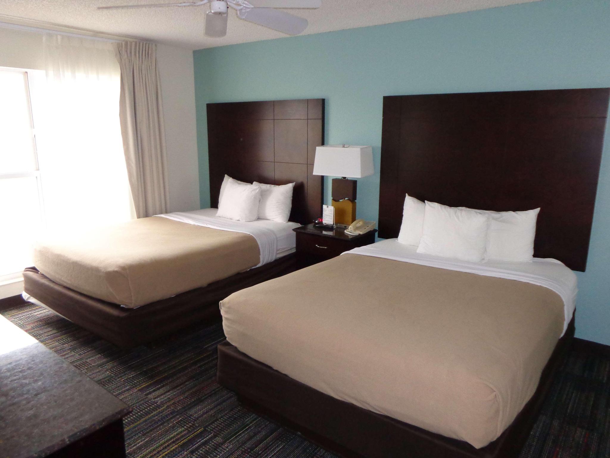 hotel-thumb